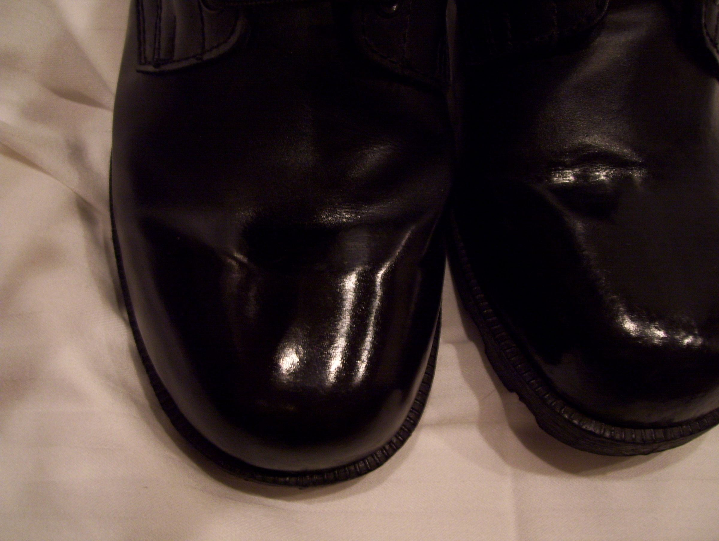 The Simple Way of Polishing Boots 5 Steps Instructables