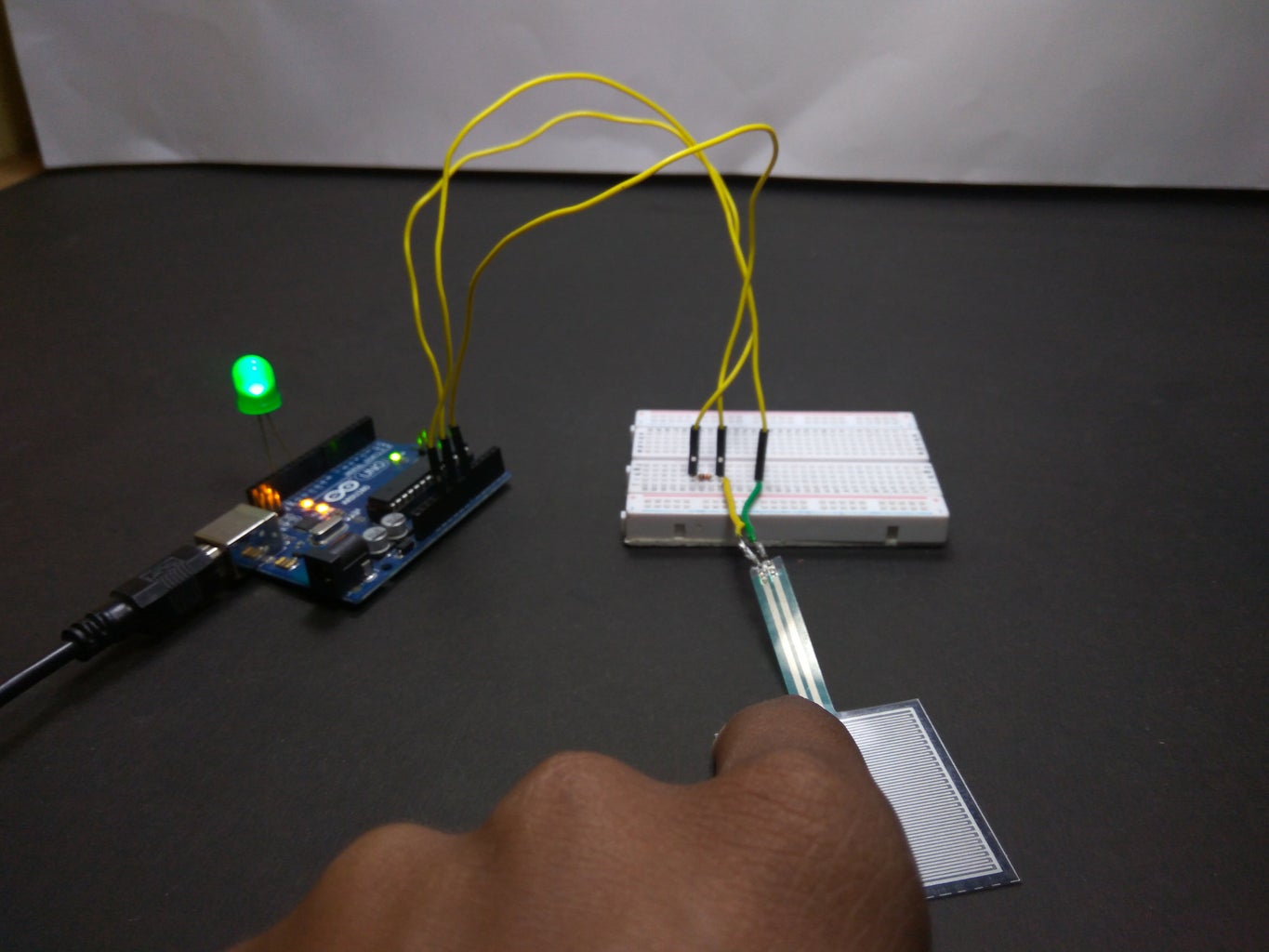 Interfacing Force Sensitive Resistor to Arduino : 5 Steps (with ...