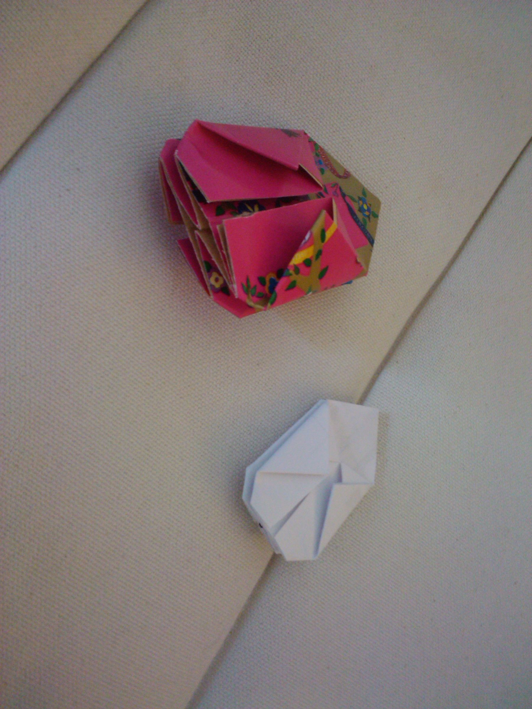 origami cat toy