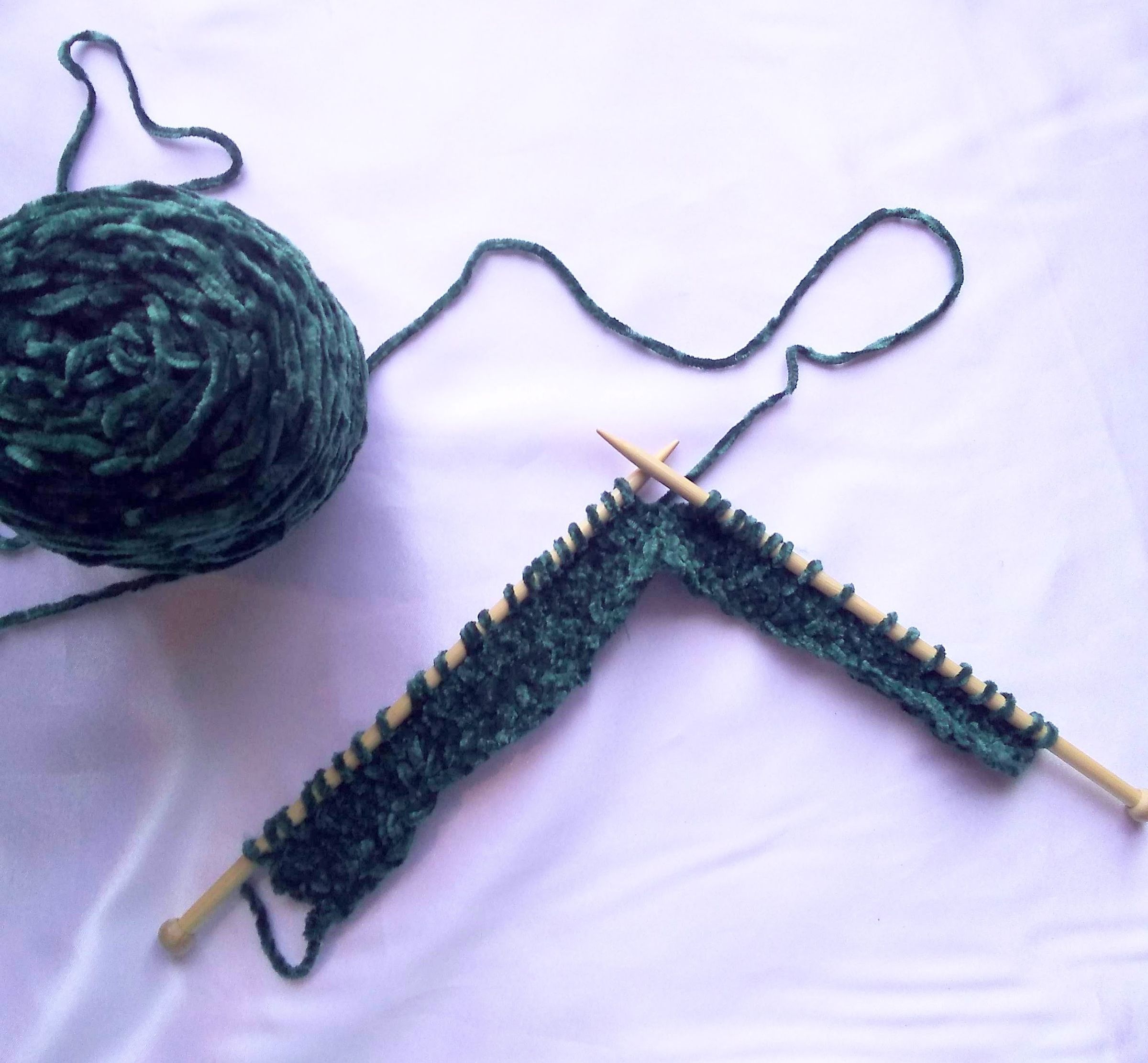 Knitted Scrunchie : 3 Steps Instructables