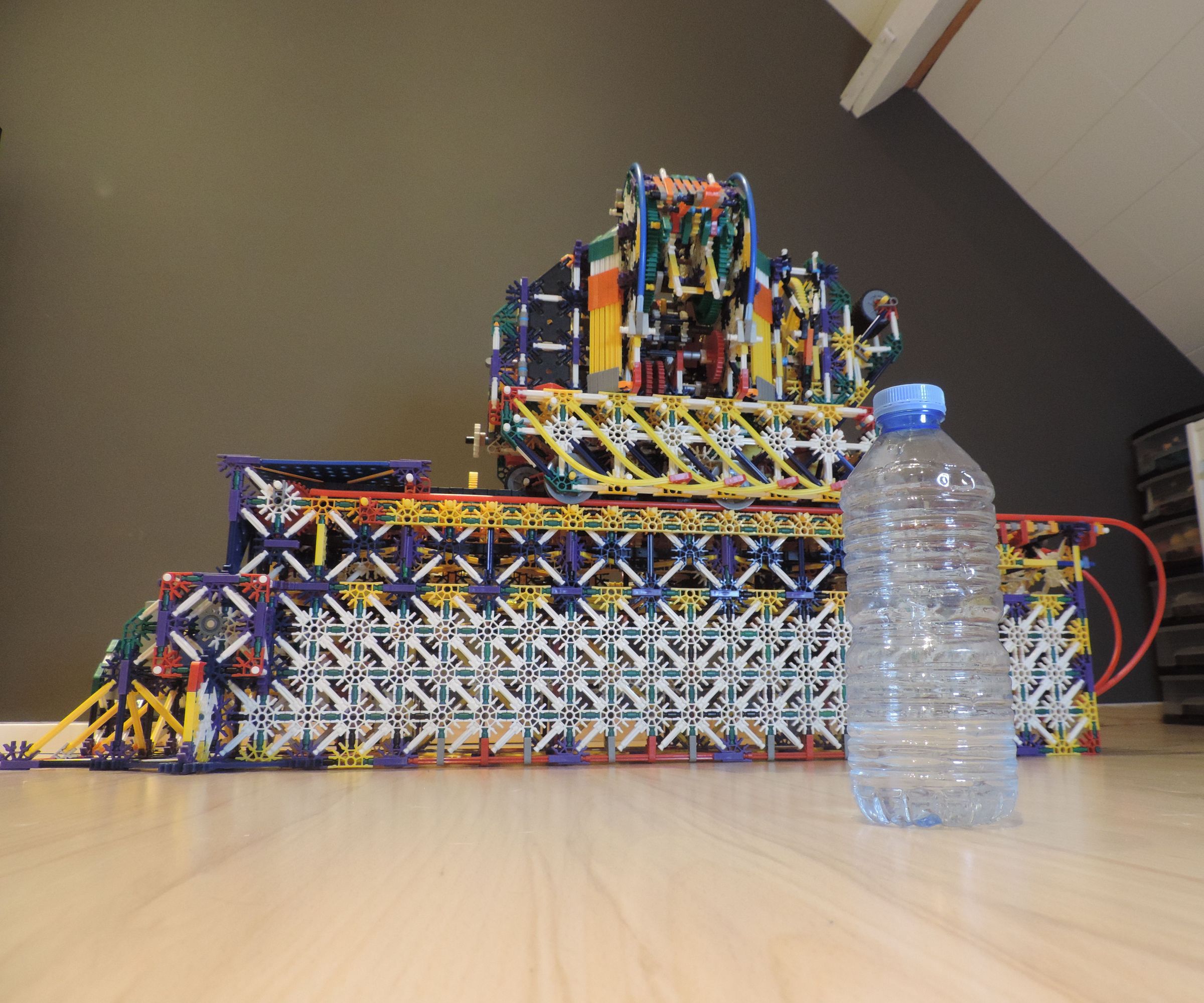 DIY guide for Knex Robotic Bottle Flipper with step-by-step instructions