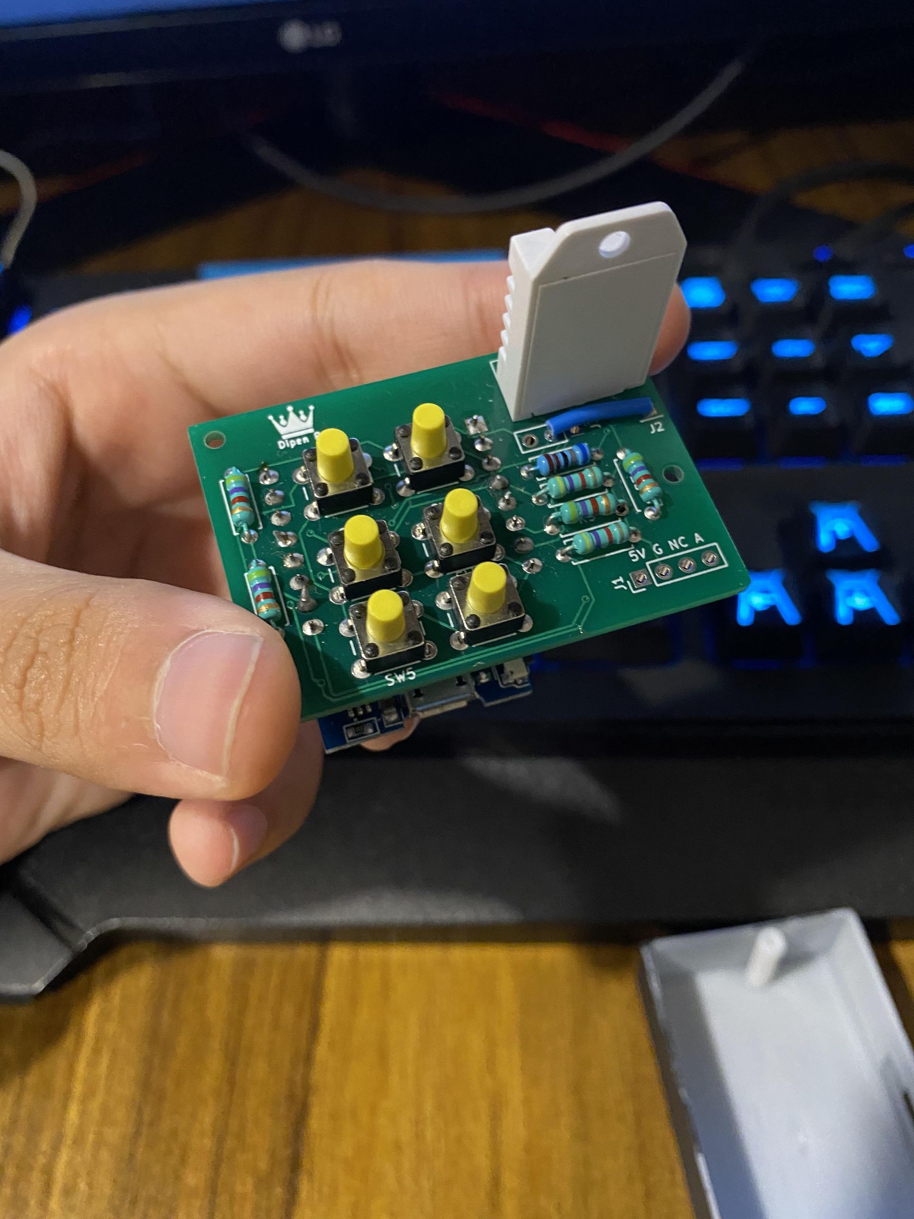 Easy MQTT Remote for IoT Devices With Temperature Sensor 8 Steps