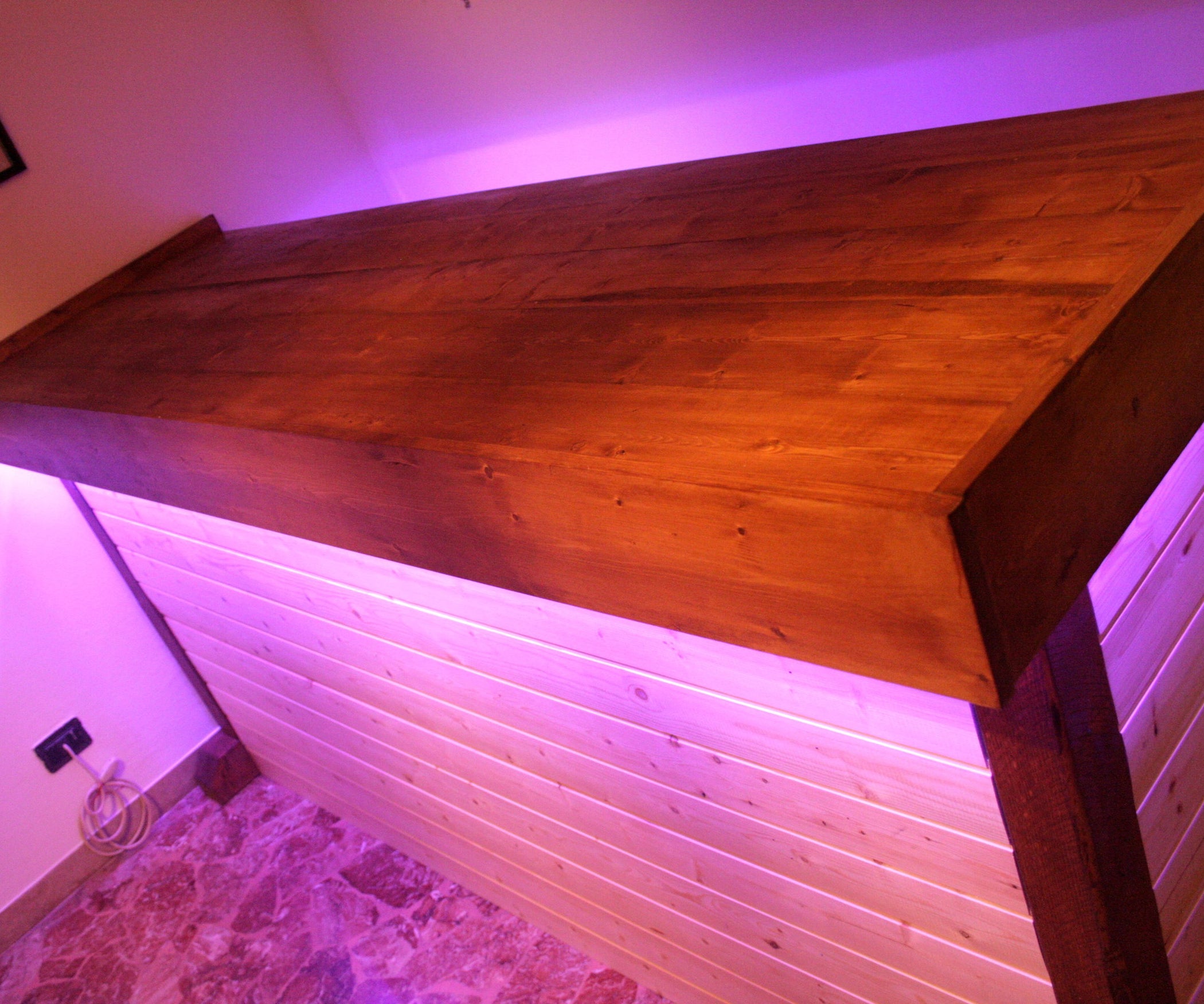 Sturdy Bar Counter With LED Lights 12 Steps (with Pictures