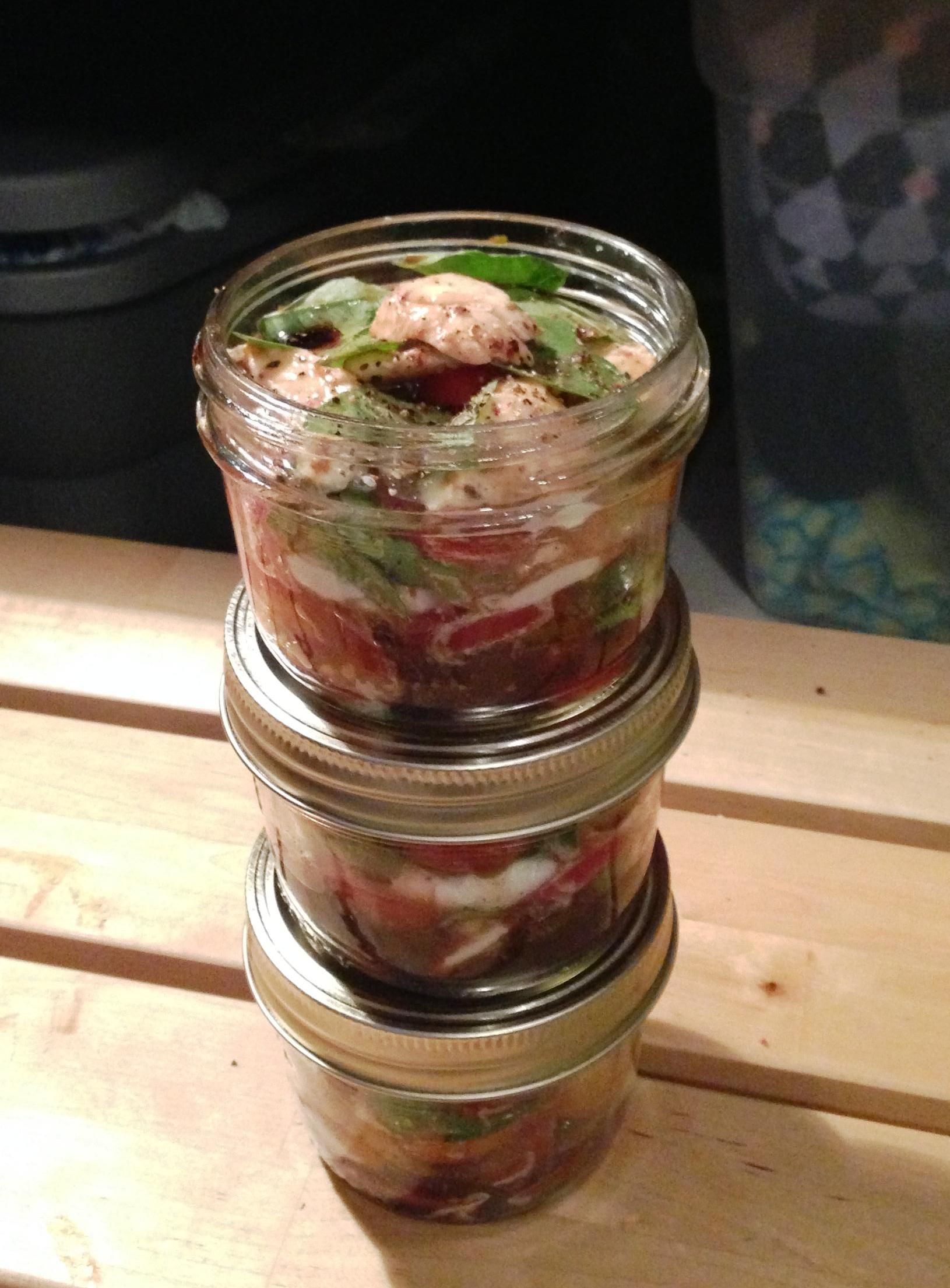 Step-by-step guide for caprese salad to go! DIY Project DIY project