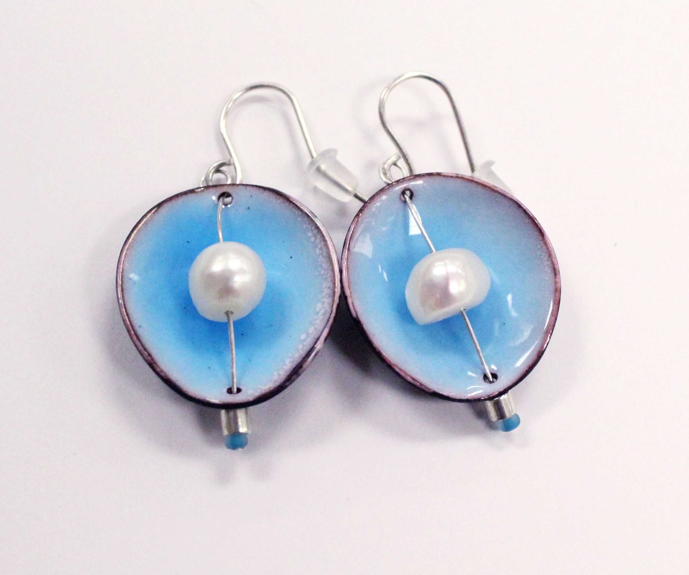 Enameling Metal Jewelry