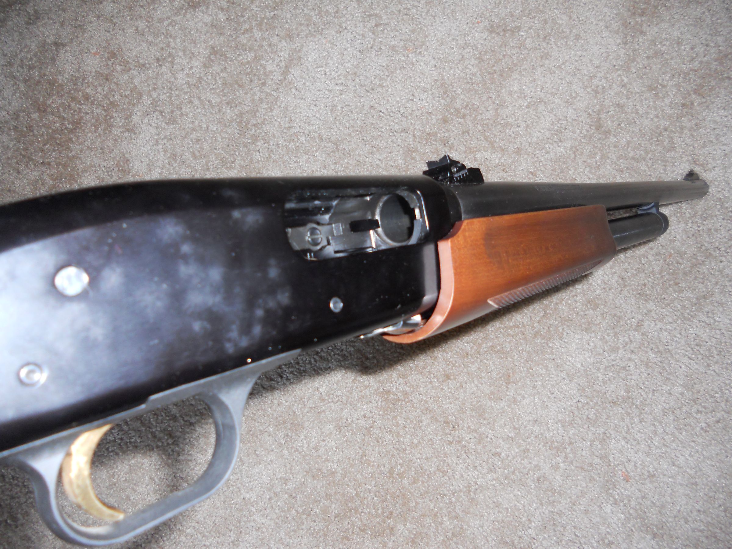 How to Disassemble a Mossberg 500 Series Shotgun 9 Steps Instructables