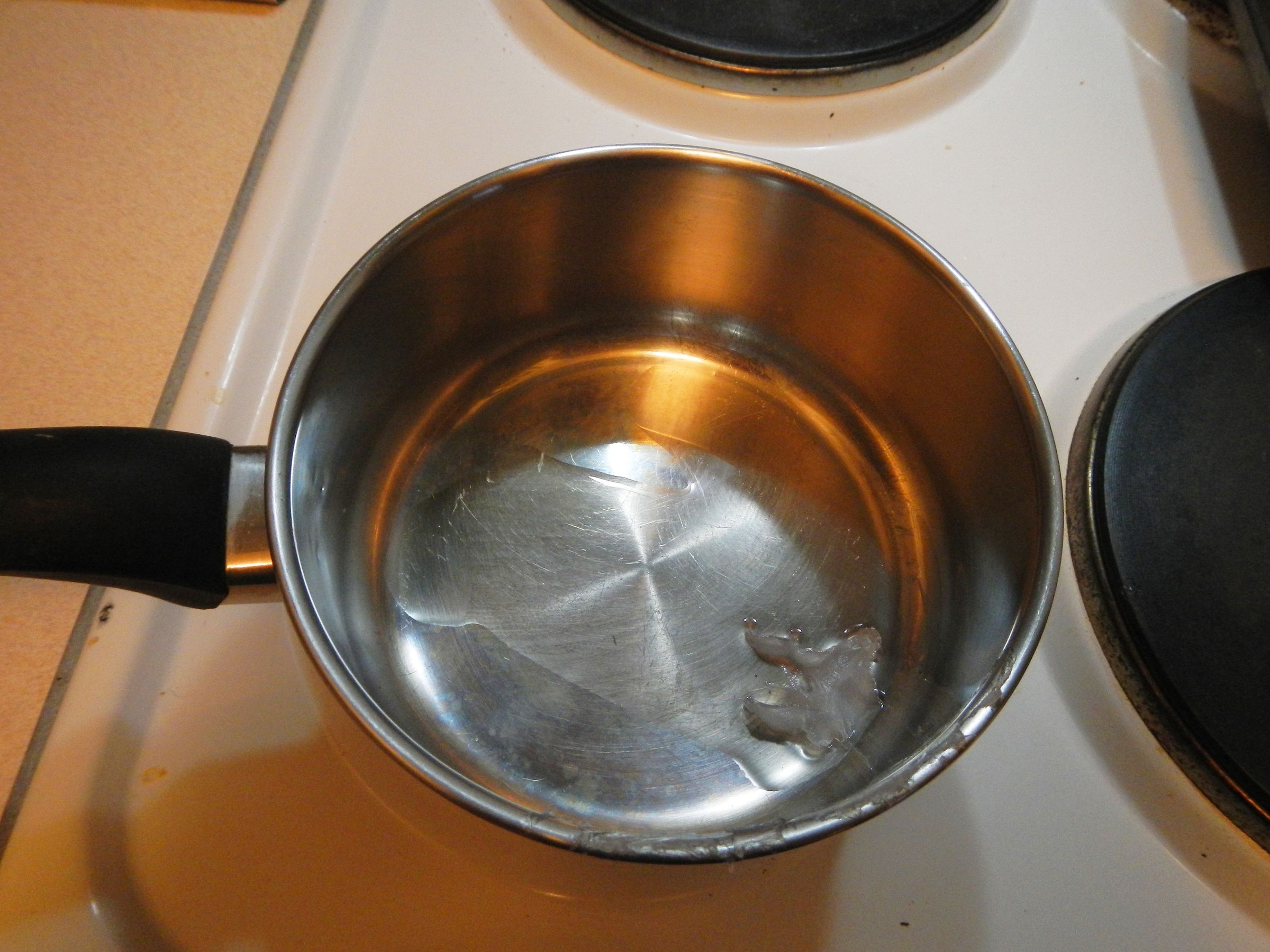 Cotton Wool Ball and Petroleum Jelly Firestarters 4 Steps (with