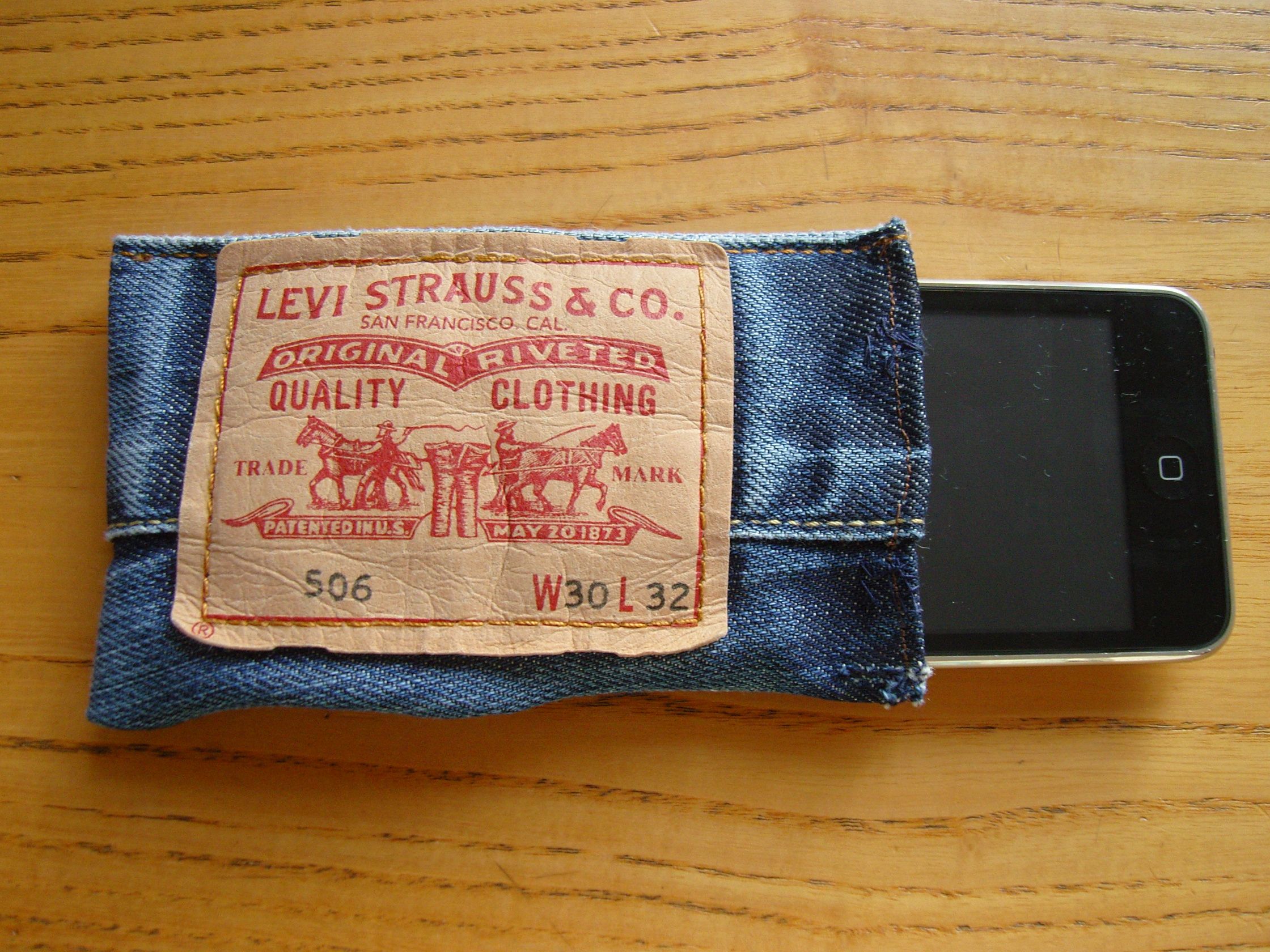 mobile jeans