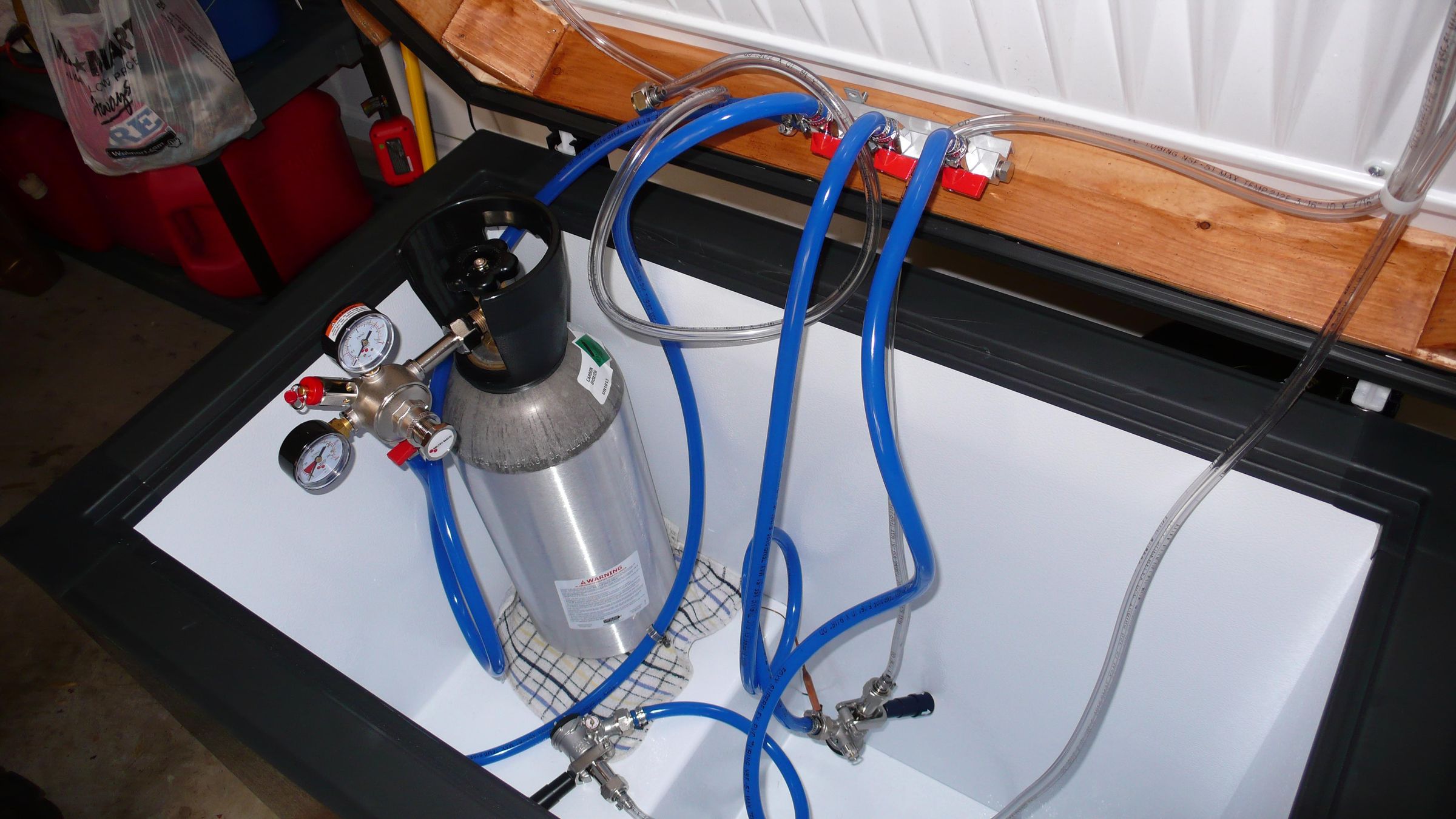 Chest Freezer Kegerator 4 Steps Instructables