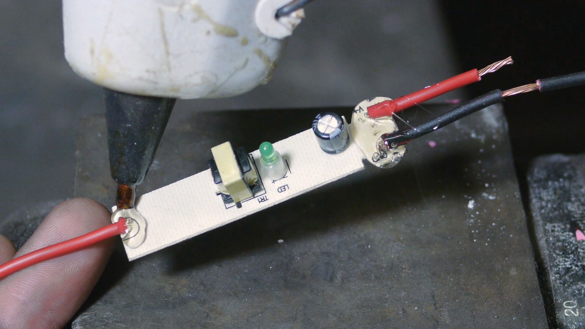 5 Static Electricity Generator 5 Steps (with Pictures) Instructables