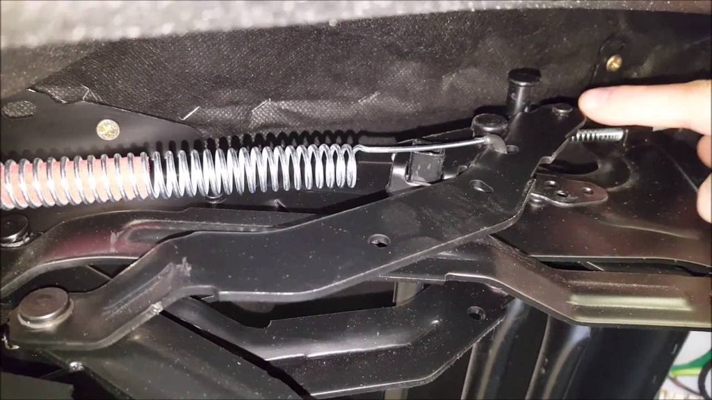 How to Fix a Recliner Footrest : 5 Steps - Instructables
