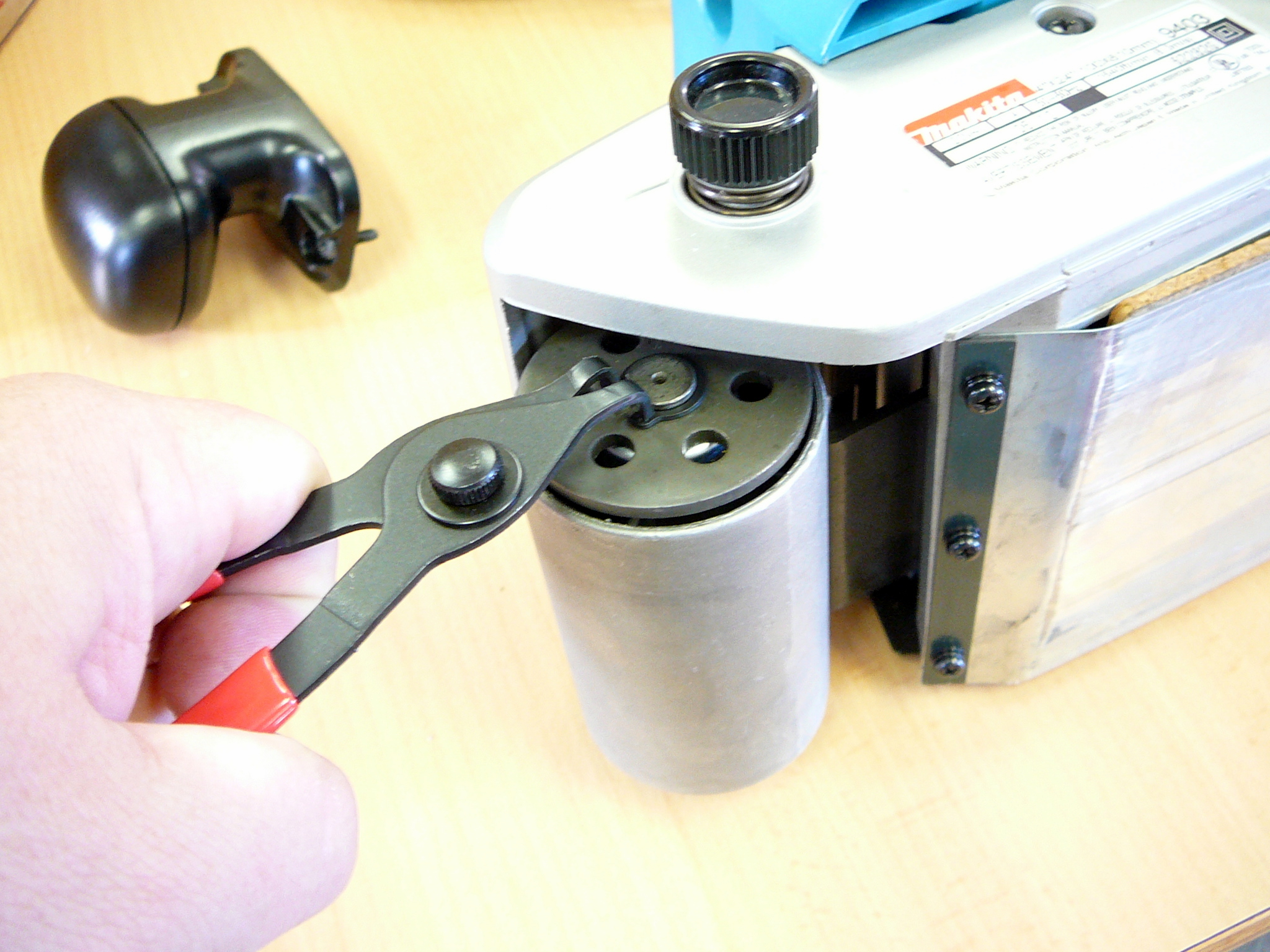 Build a WINNING Belt Sander Drag Racer 14 Steps Instructables