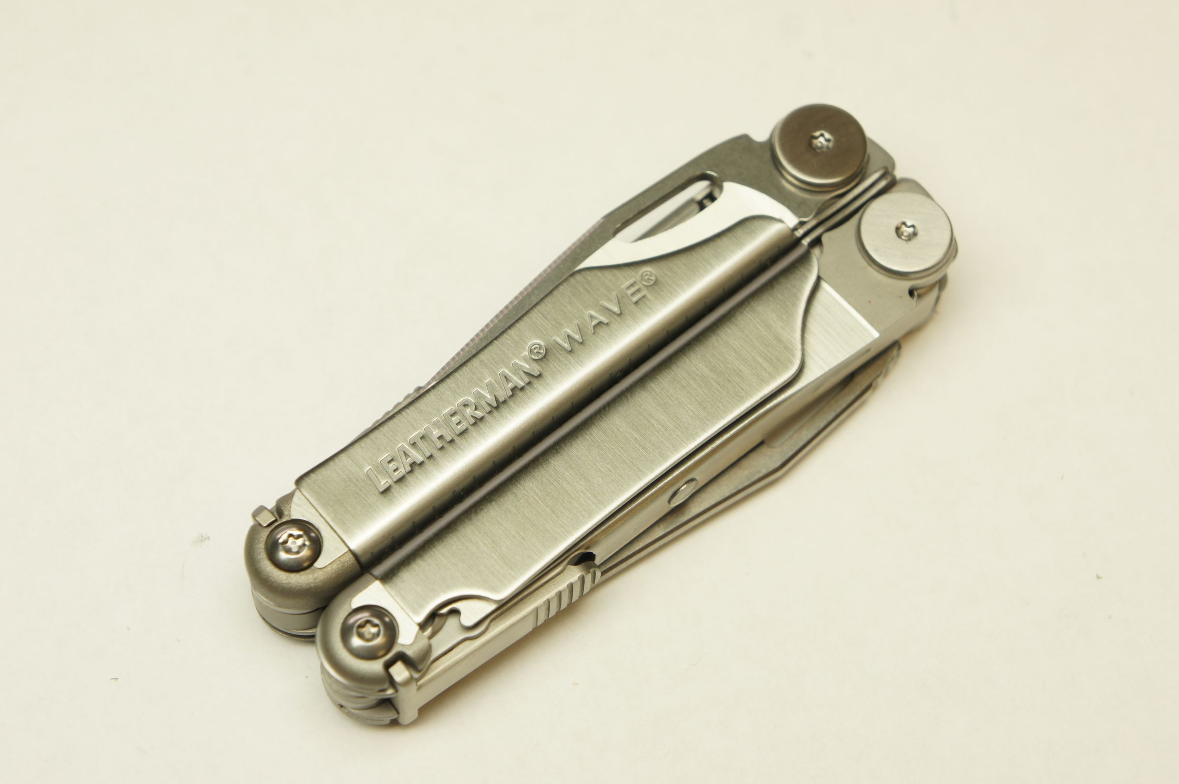 How to Take Apart and Reassemble a Leatherman Wave 14 Steps (with