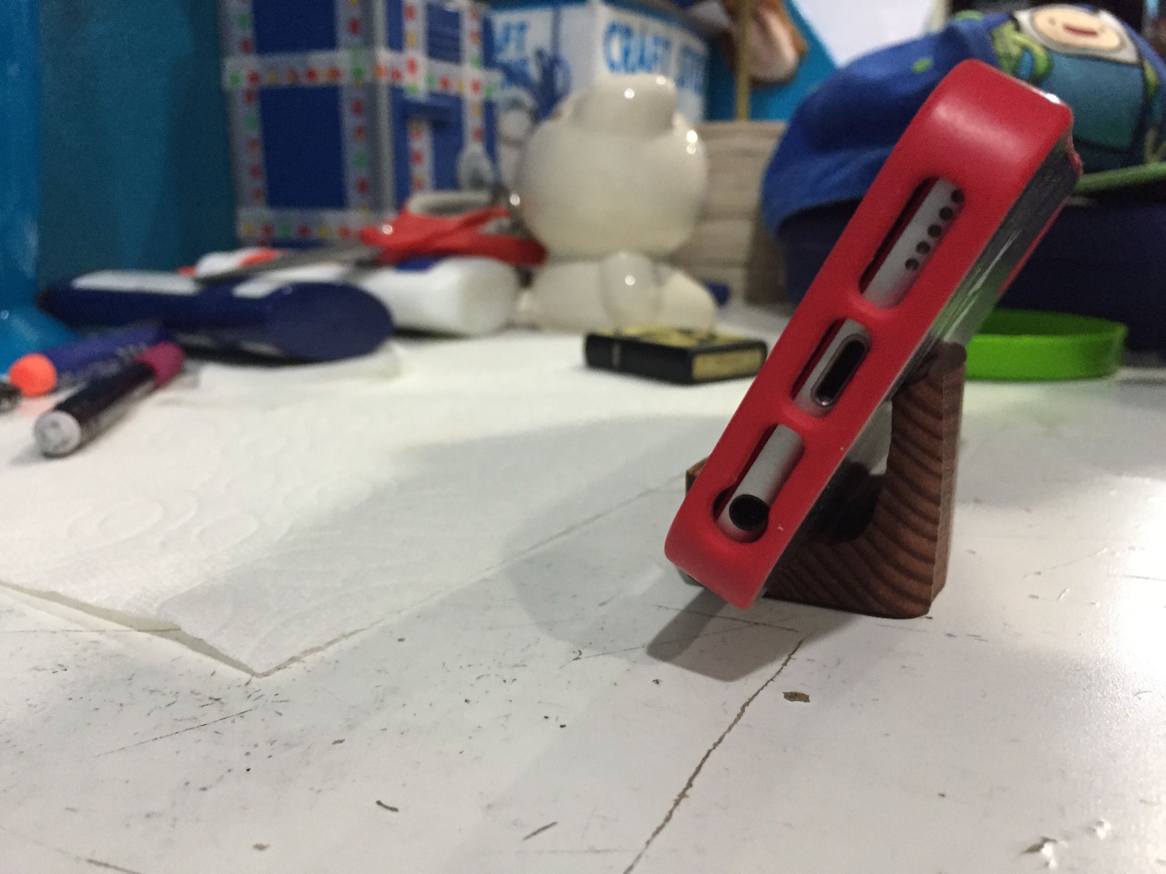 $0 phone stand DIY Project DIY Project Image