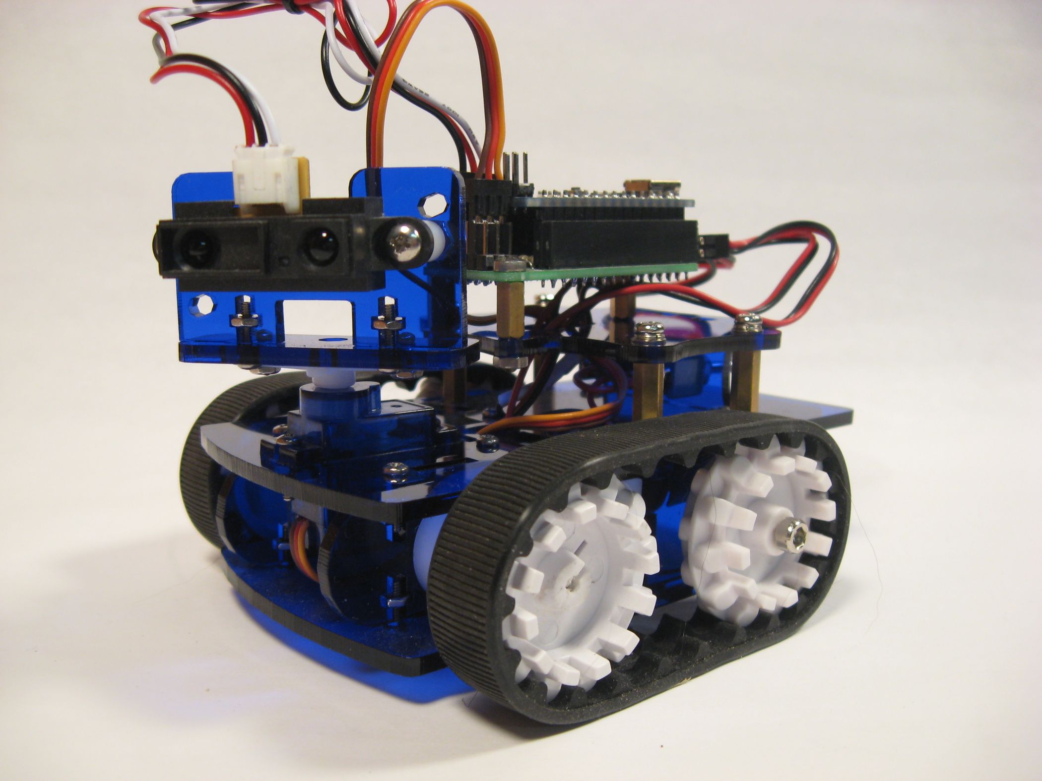 Arduino робот. Ultimate starter kit. Программа для робота ардуино. Программа для робота ардуино. Ардуино уно машинка.