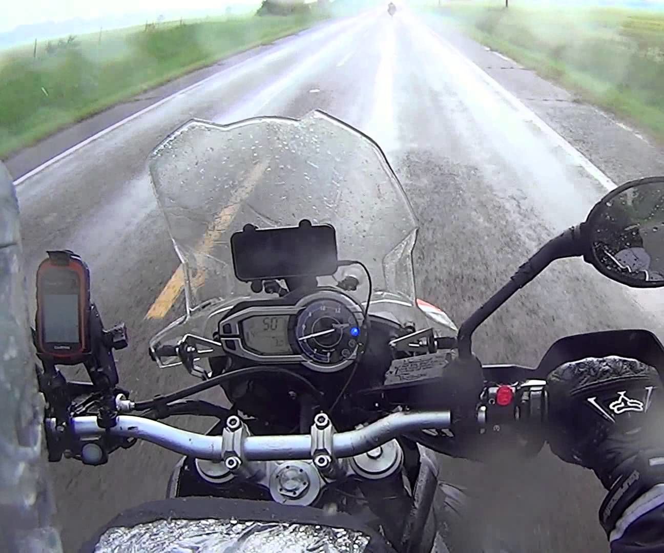 Is It Dangerous To Ride A Motorcycle In The Rain Reviewmotors.co
