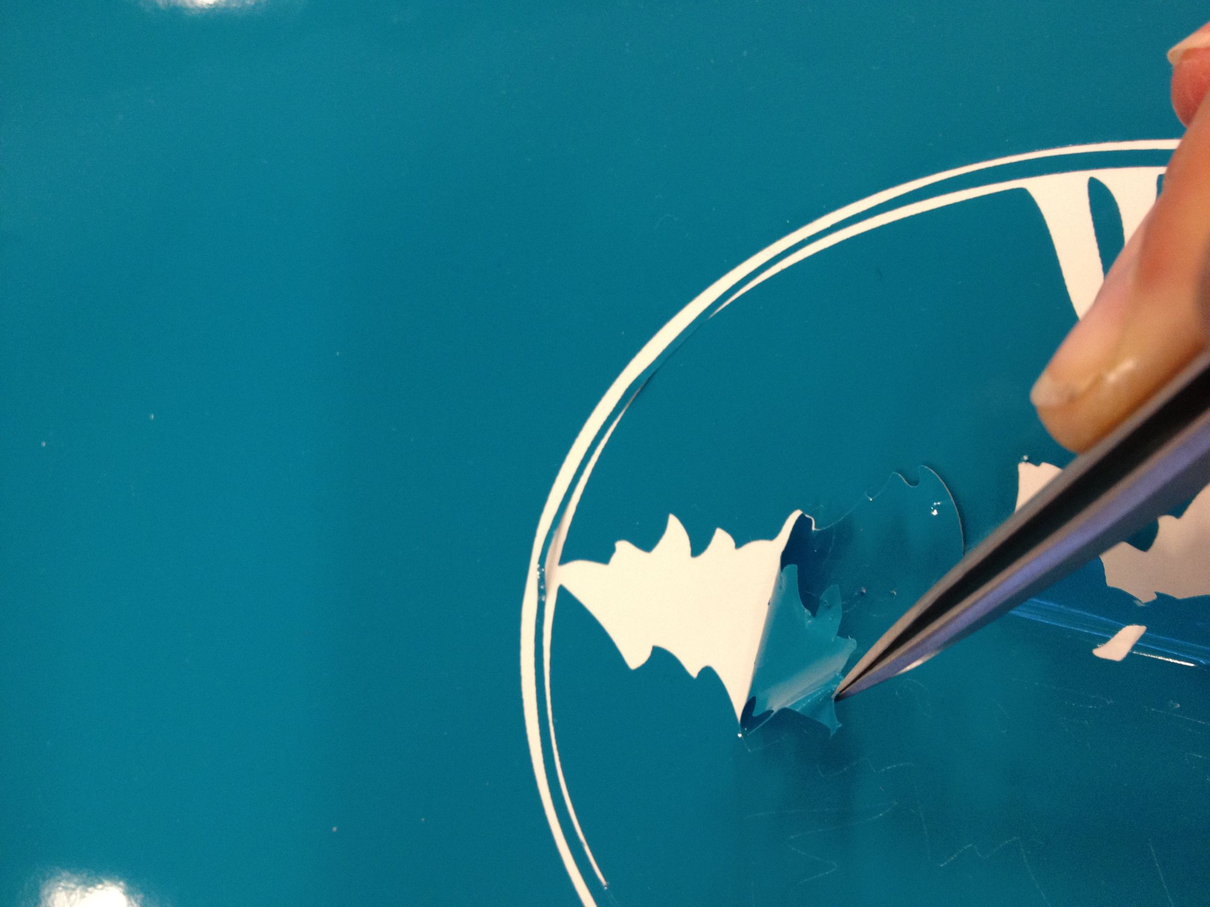 Using a Vinyl Stencil to Silk Screen a TShirt 4 Steps Instructables