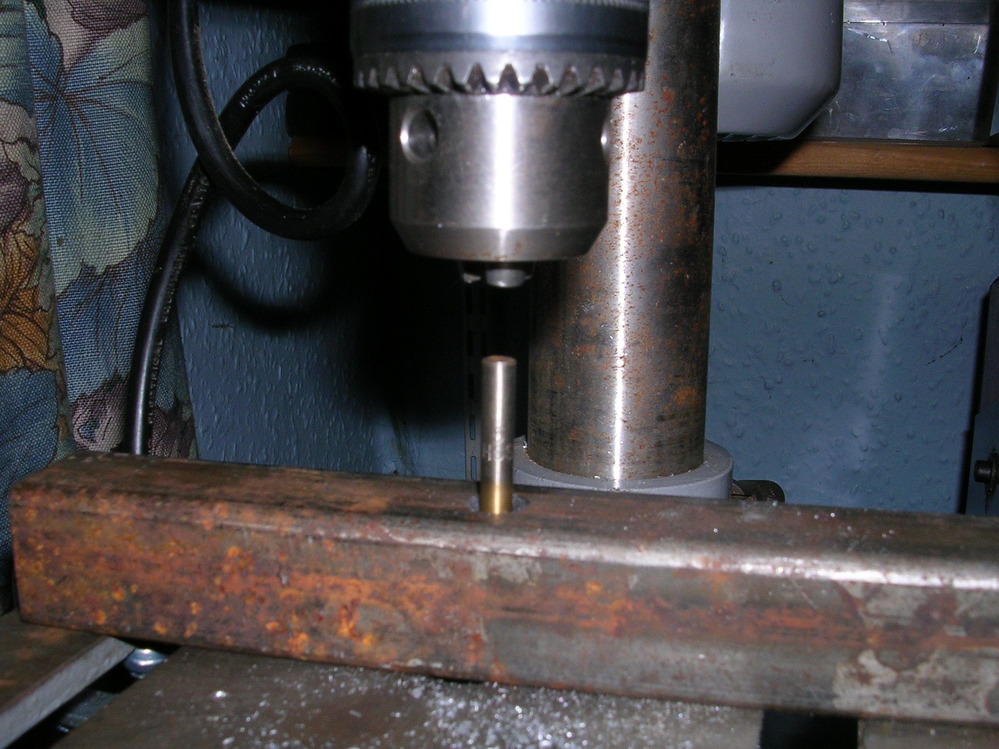Simple Drill Jig for Drilling a Perfect Hole in a Sphere. 3 Steps Instructables