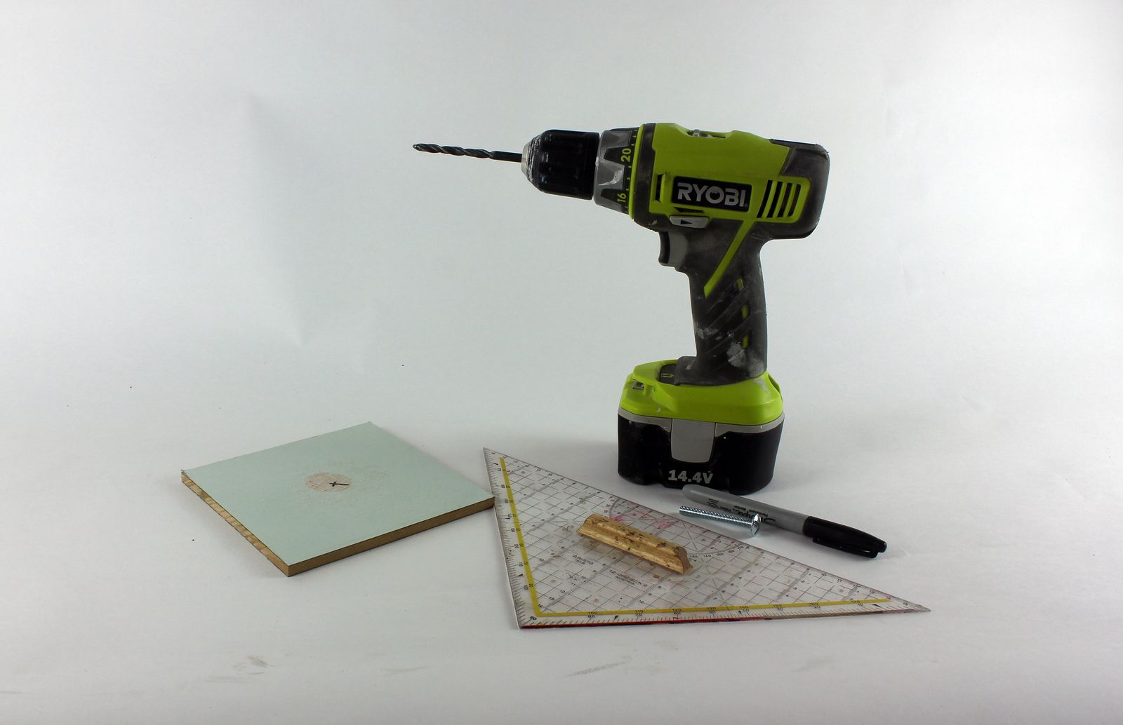 How to Make a Chladni Plate (vibrating Membrane) 6 Steps (with