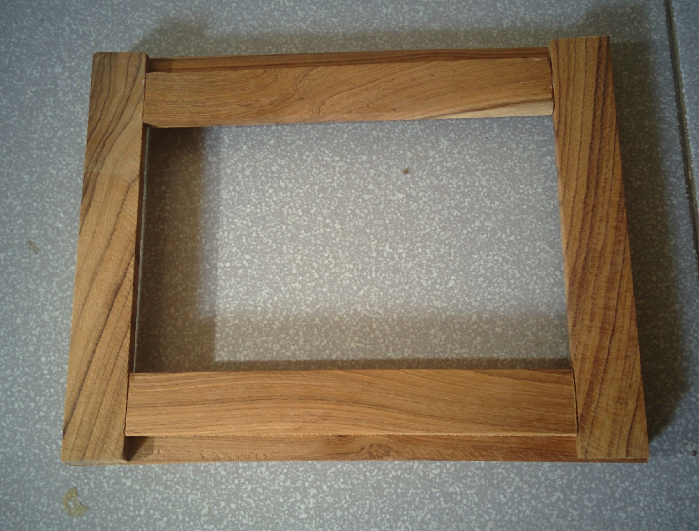 How to Turn Your Old Kindle Fire Tablet to a Wooden Digital Photo Frame