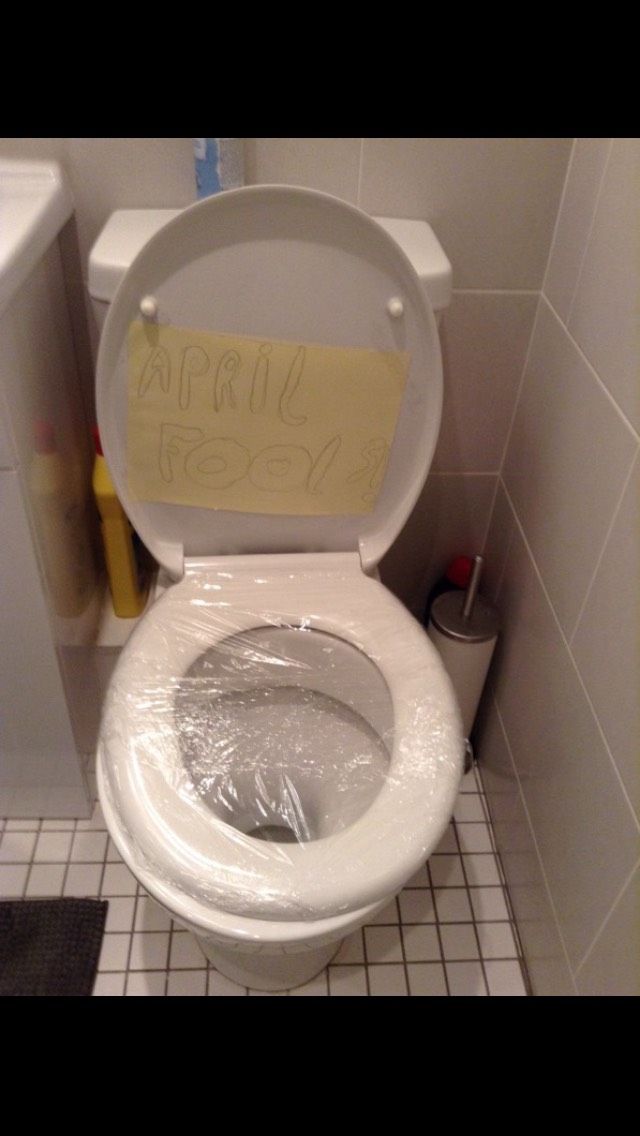 Toilet Seat Prank 4 Steps Instructables