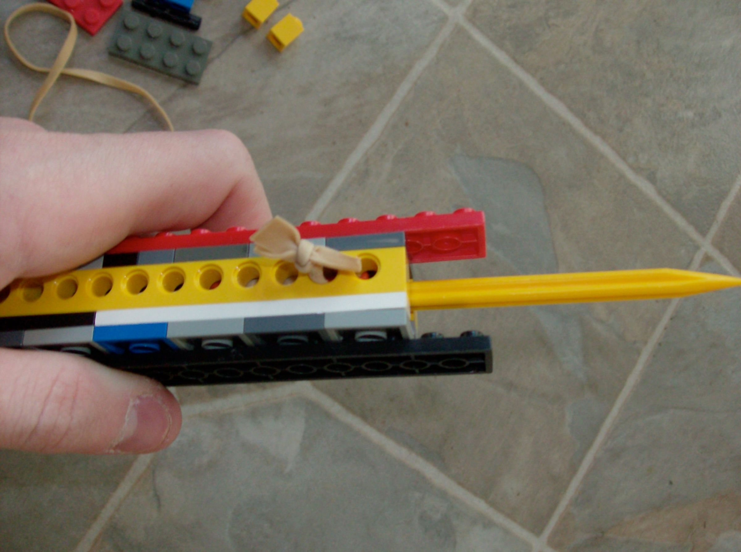 switch blade lego/k'nex knife DIY Project DIY Project Image