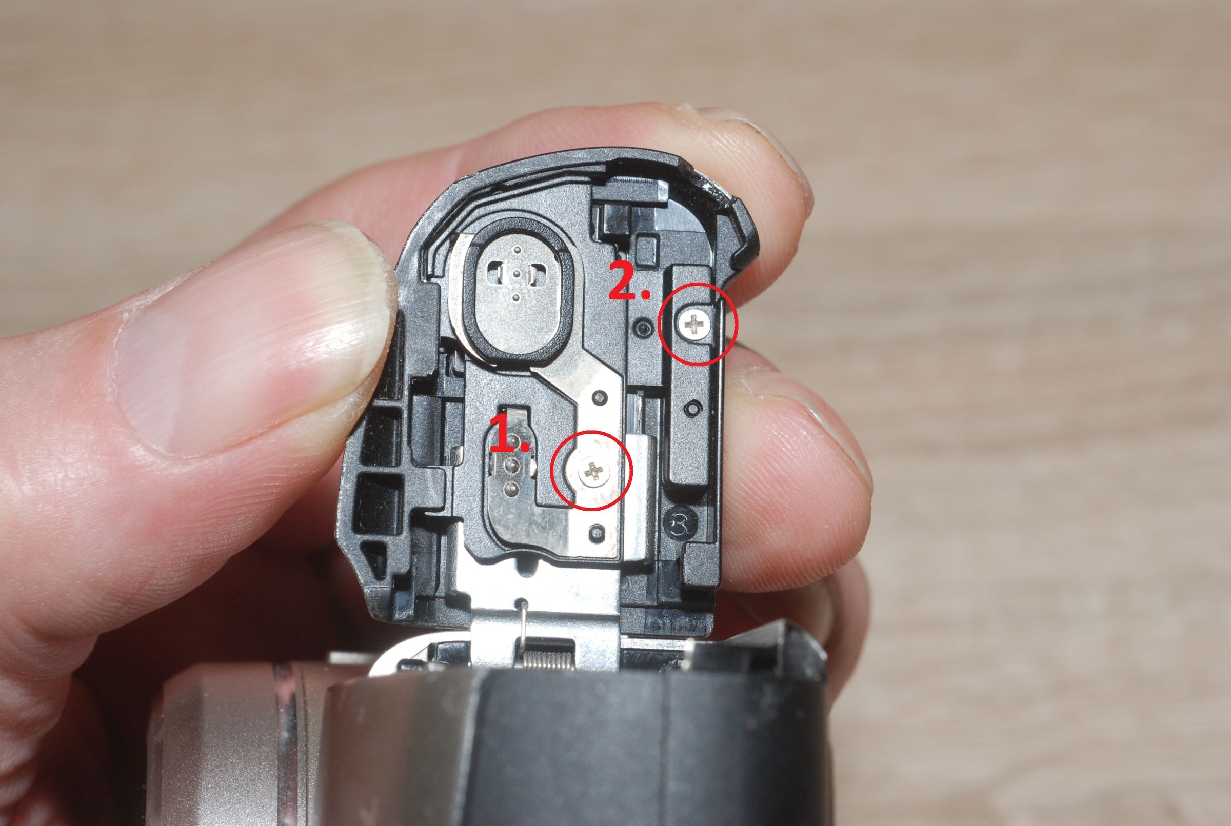 Replacement of Canon PowerShot SX130IS Battery Compartment Door 4