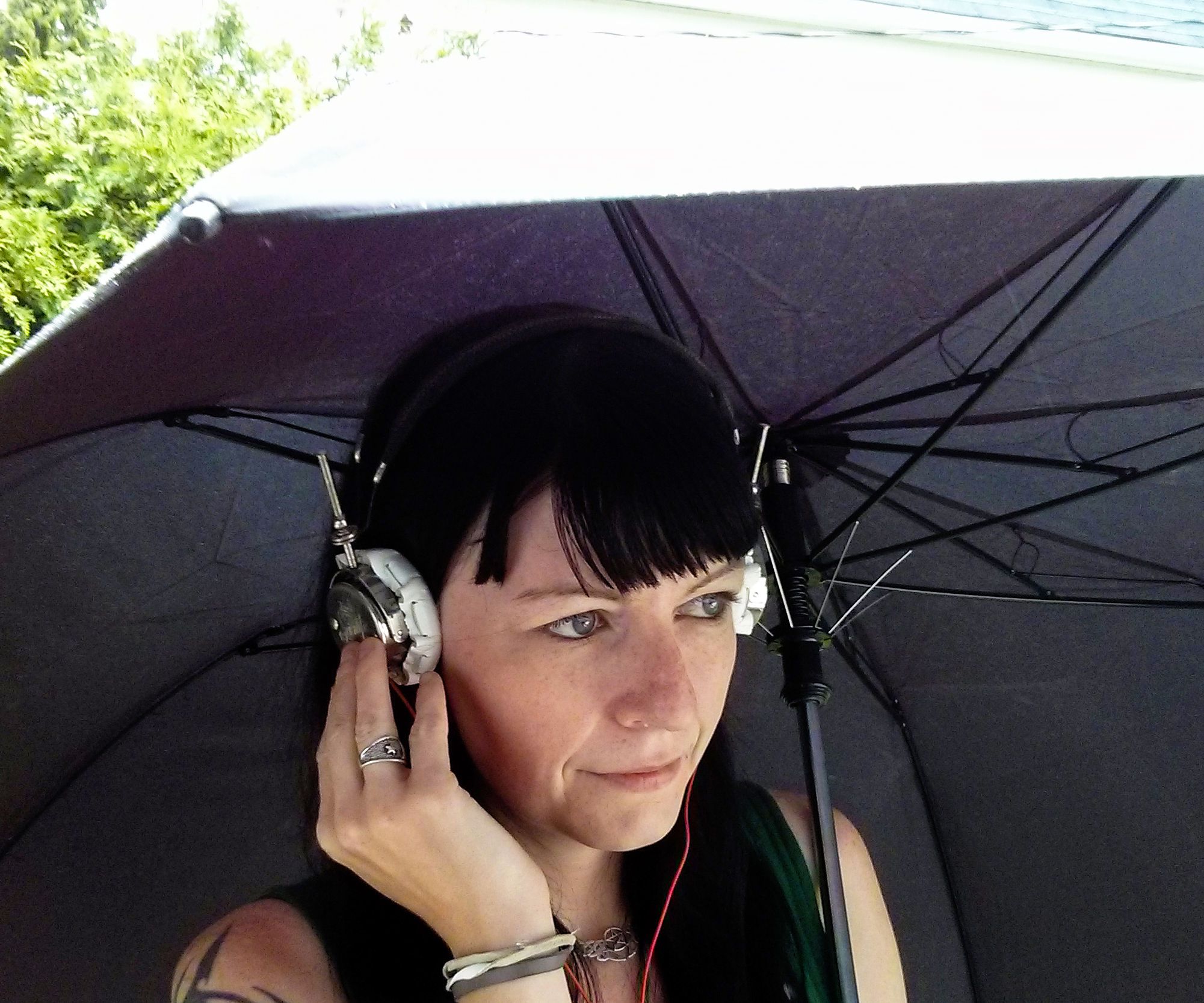 Retrofitting Vintage 1920's Headphones With Modern Sound