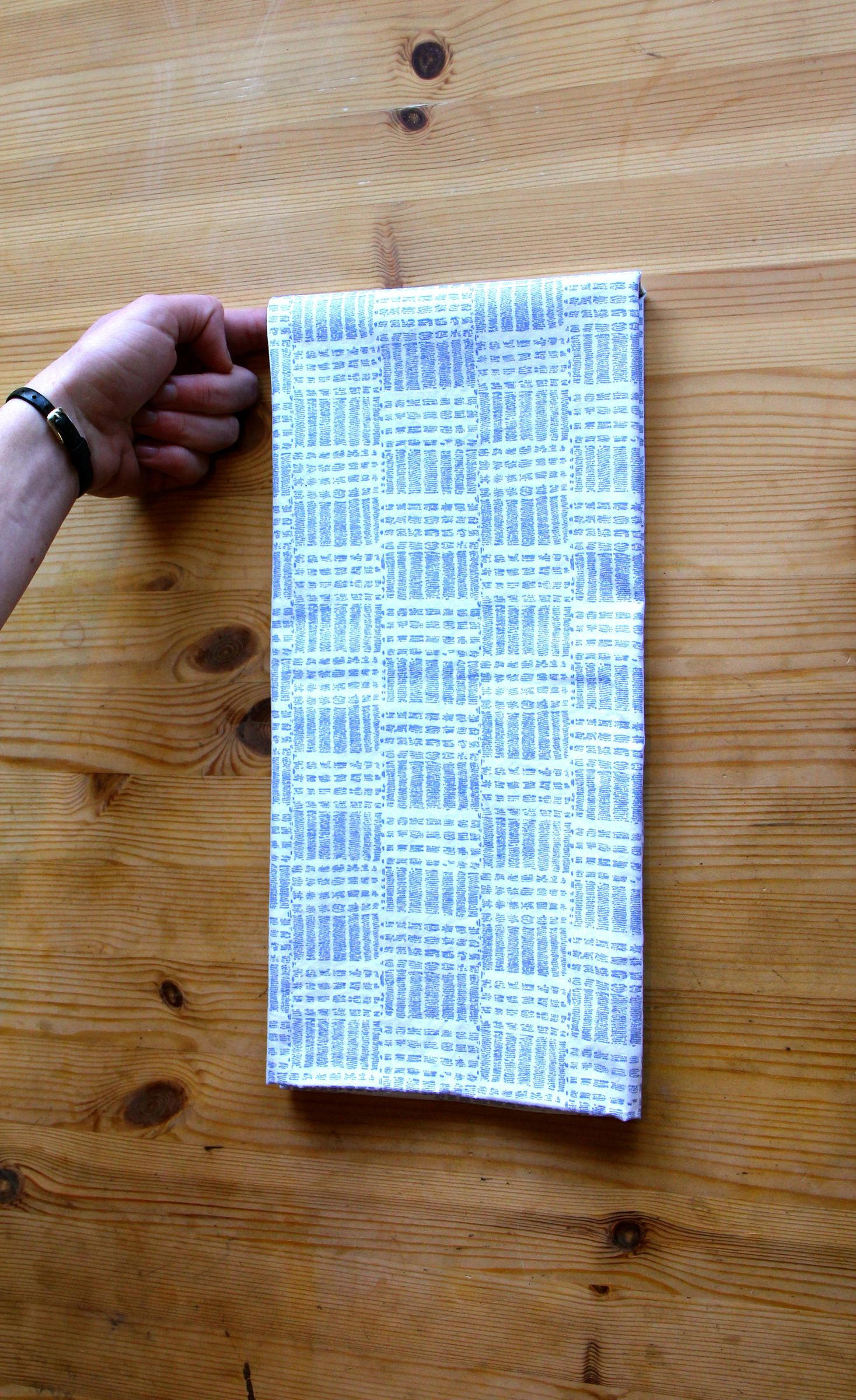 Fold a Pillowcase Like a PRO 9 Steps (with Pictures) Instructables