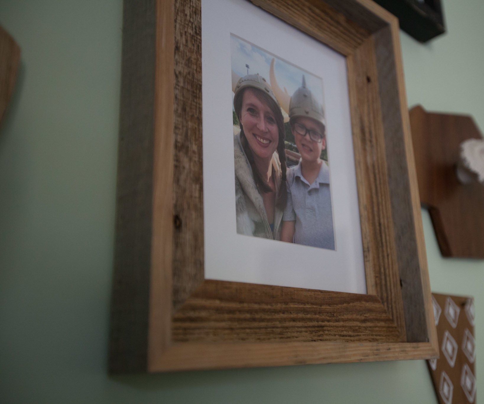 How to Make a Pallet Wood Picture Frame 15 Steps (with Pictures