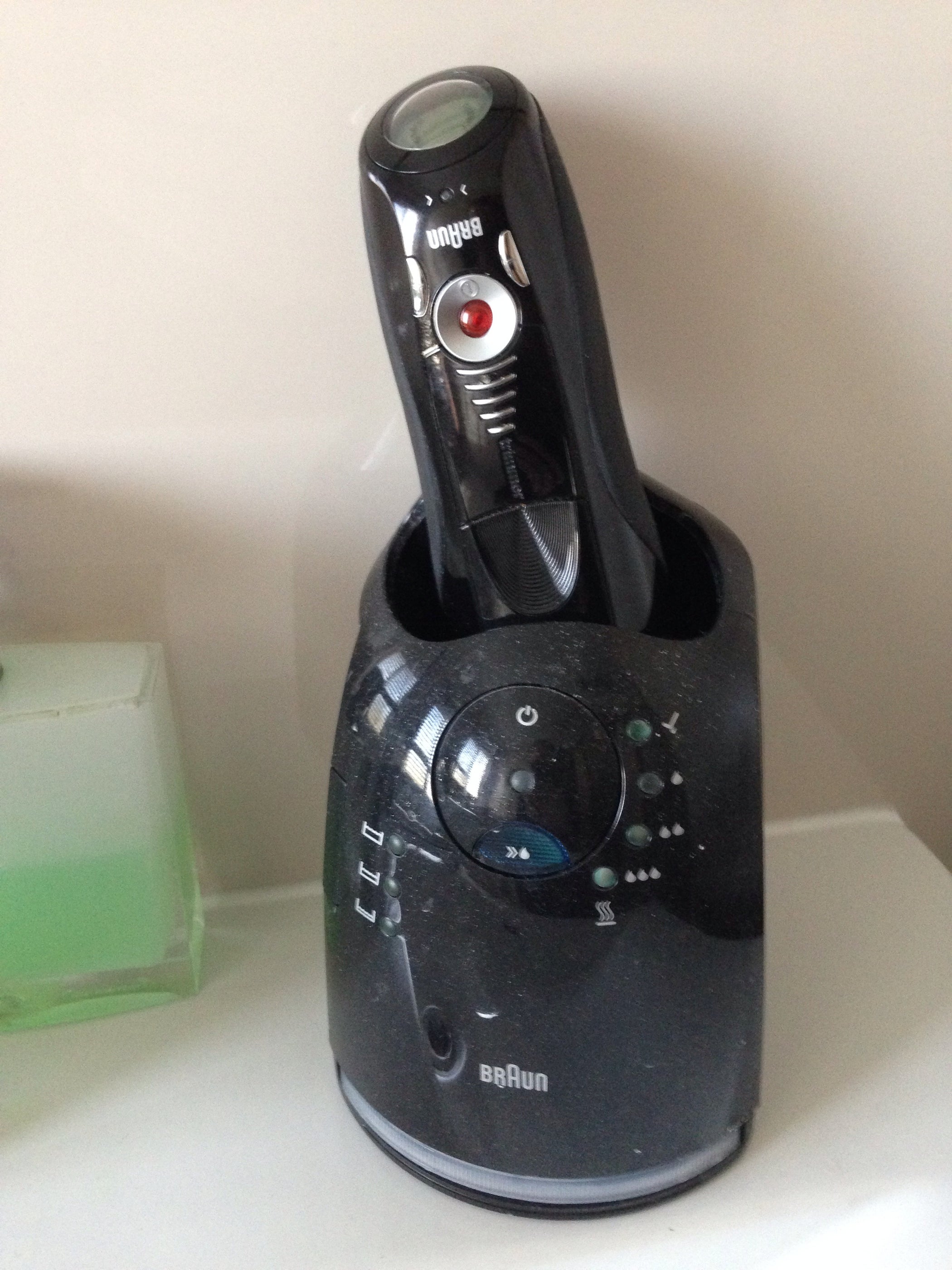 Braun Shaver Cleaning Hack 3 Steps Instructables