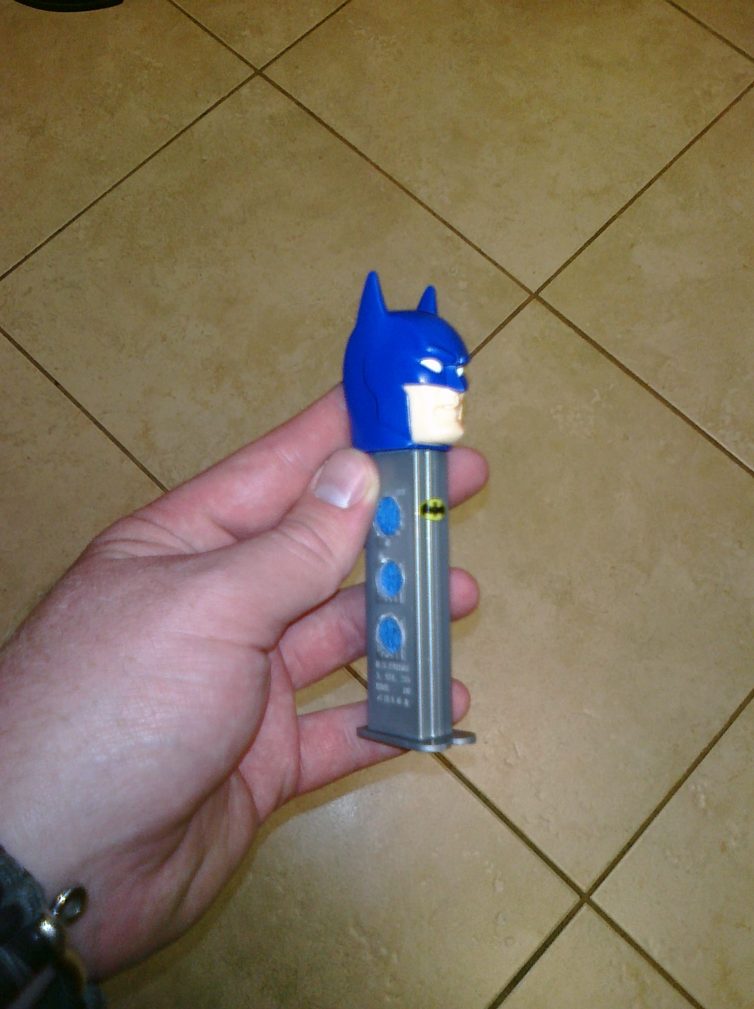 Pez Dispenser Ukulele / Guitar Humidifier 7 Steps Instructables