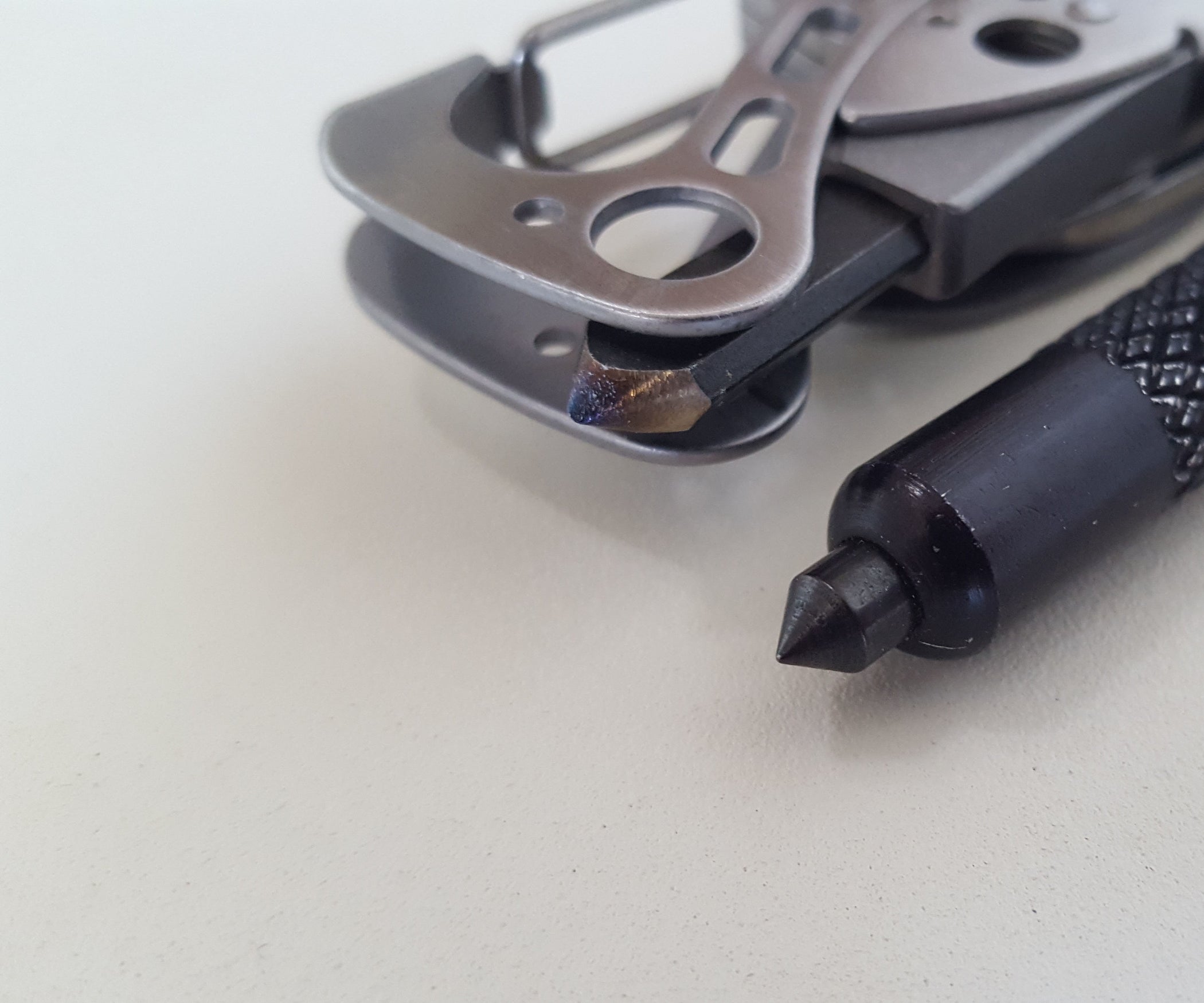 Multitool Glass Breaker 4 Steps (with Pictures) Instructables