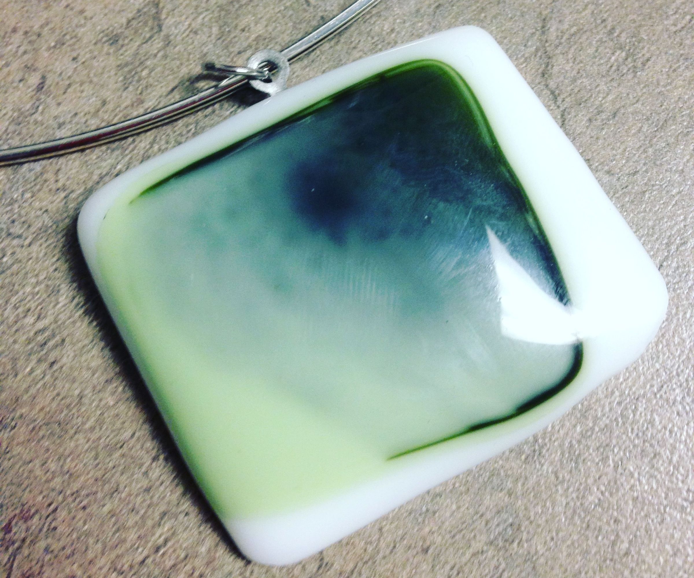 Step-by-step guide for glass fusing control test for microwave kiln DIY Project DIY project