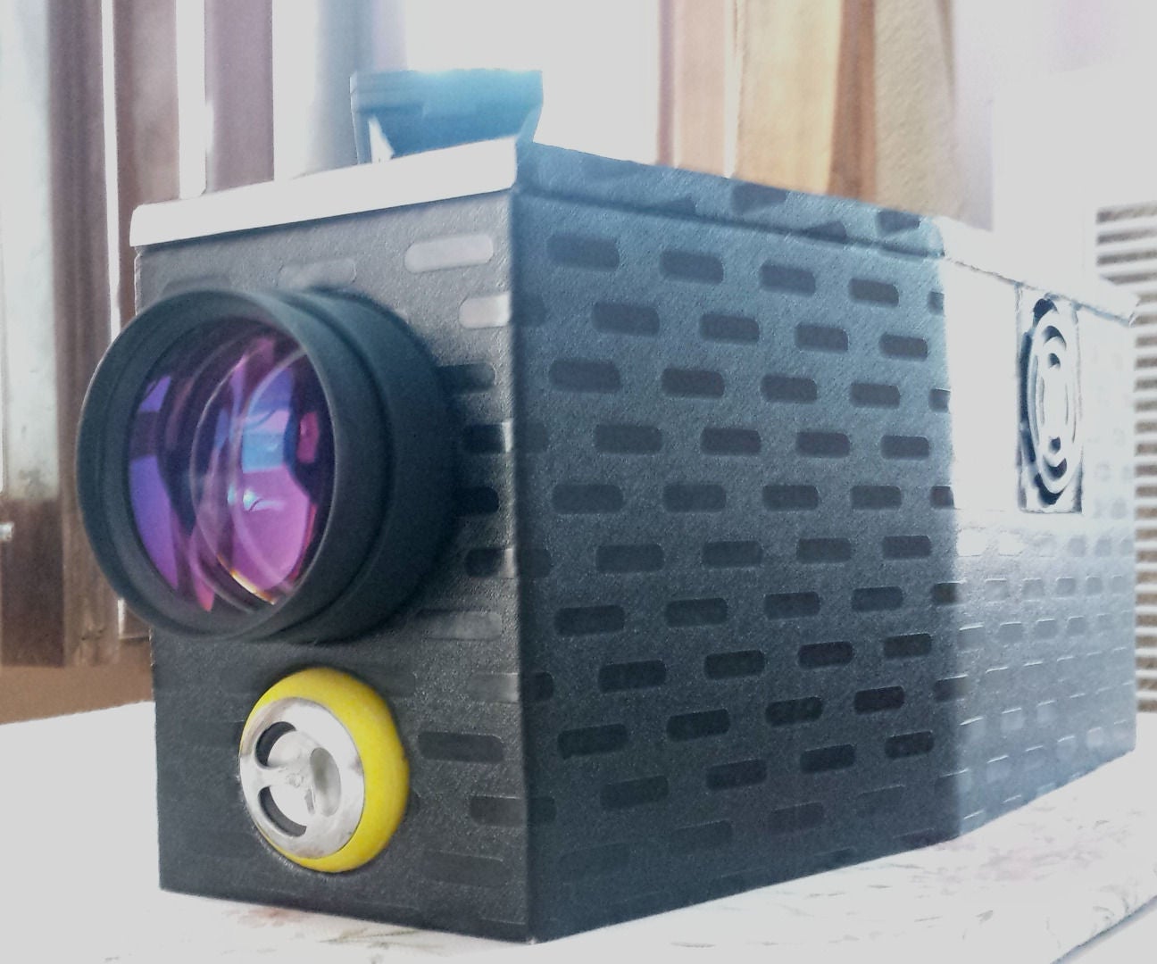 DIY LED Projector V 2.0 4 Steps Instructables