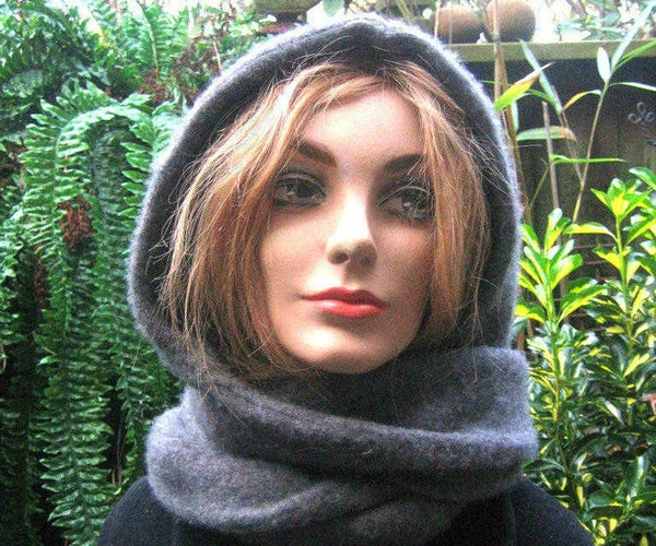 HOODIE SCARF IN 5 MINUTES FROM a SWEATER