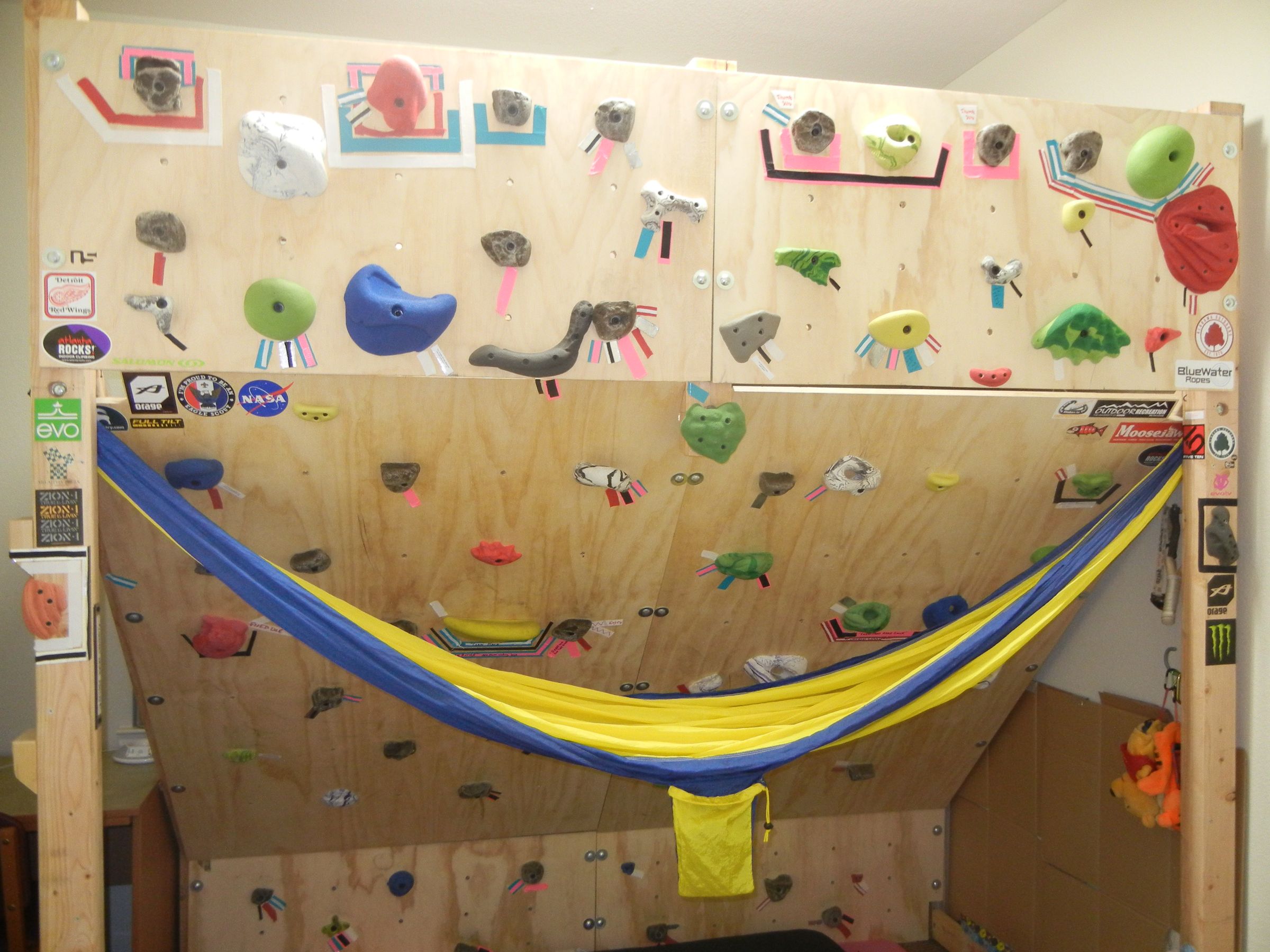Freestanding Climbing Wall & Loft Bed 11 Steps Instructables