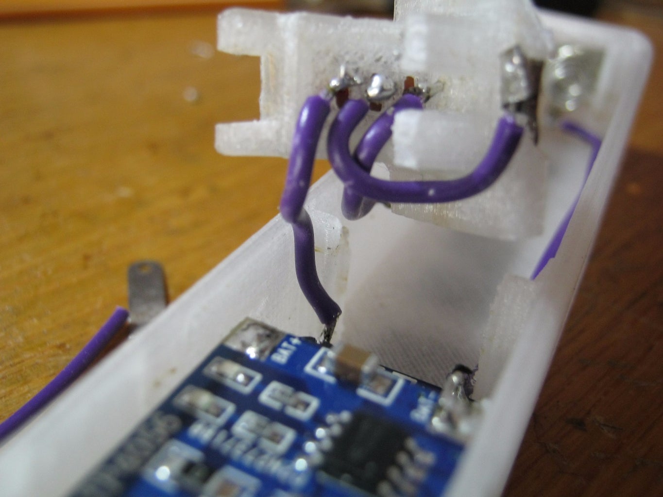 Cellphone Charger : 9 Steps (with Pictures) Circuit Diagram