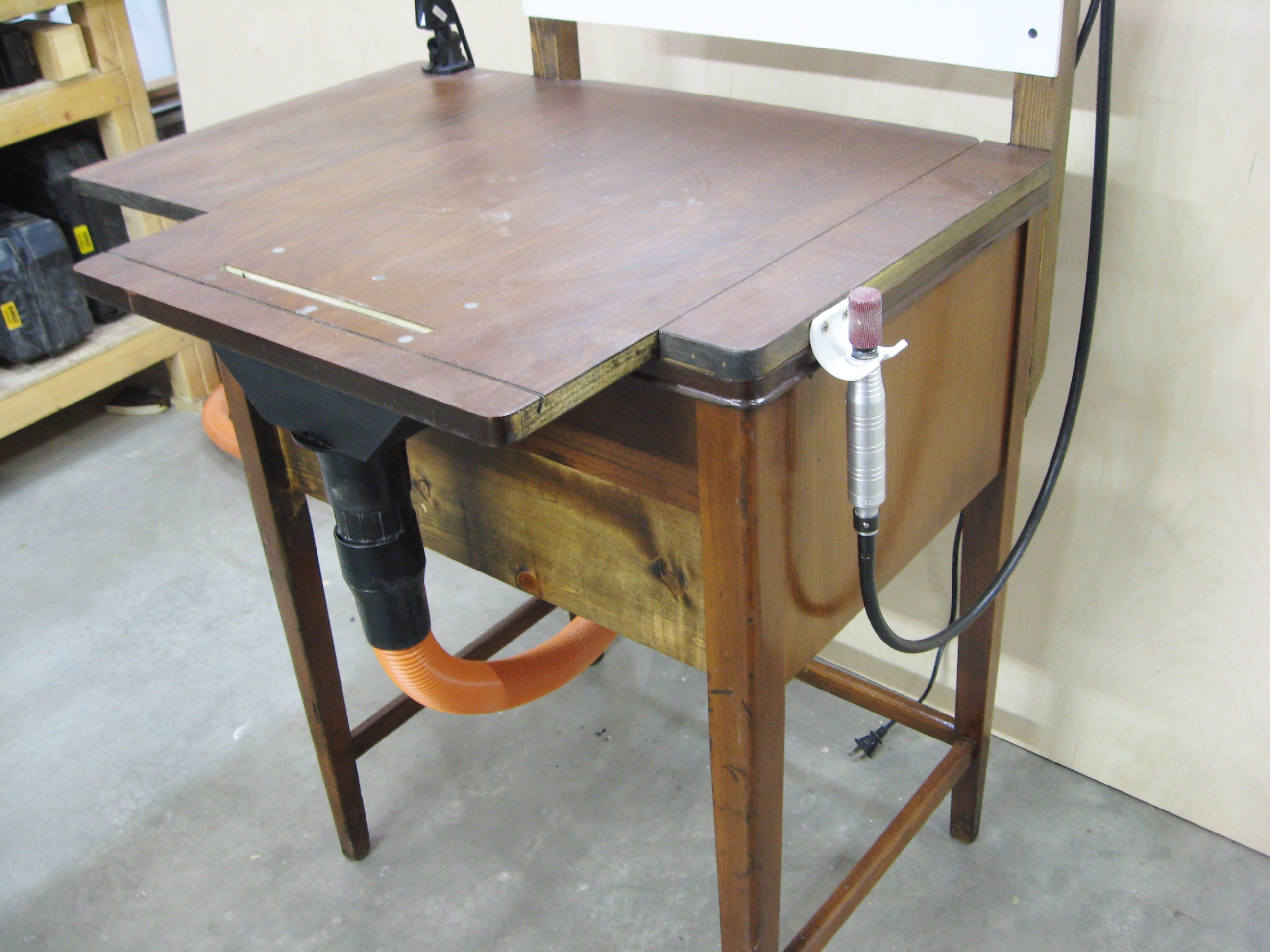 Wood Carving Station From Old Sewing Table 14 Steps (with Pictures