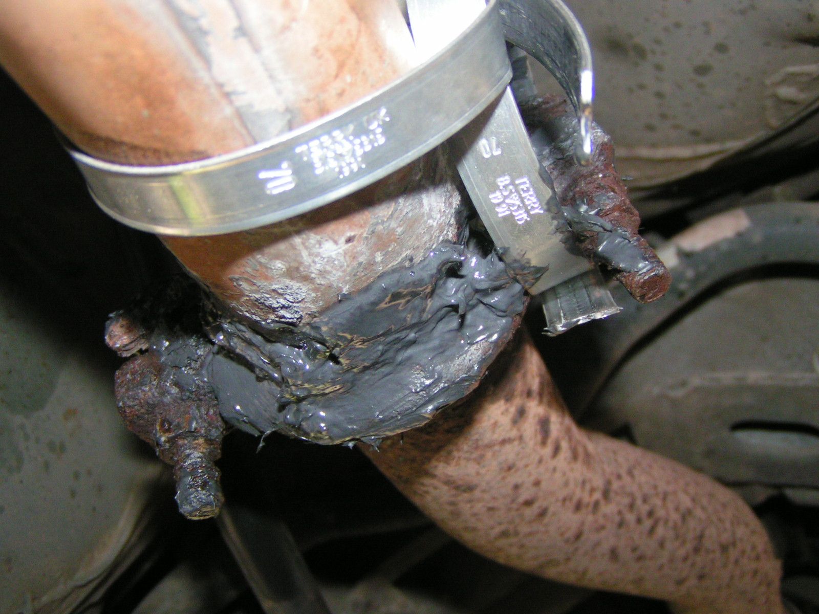 How to Fix Your Car Exhaust, Without Welding or Power Tools. 5 Steps