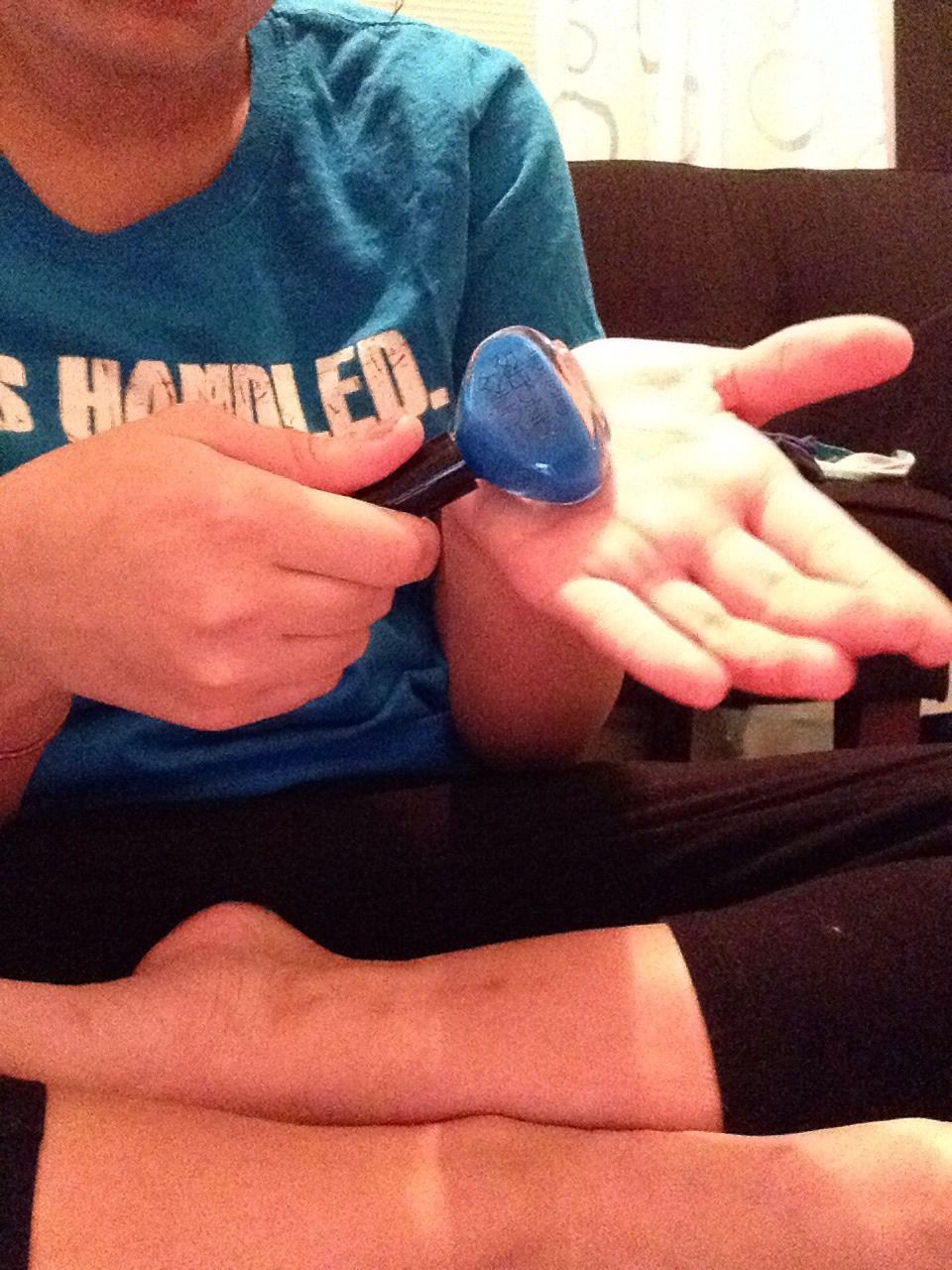 Step-by-step guide for easy guide to painting nails DIY Project DIY project