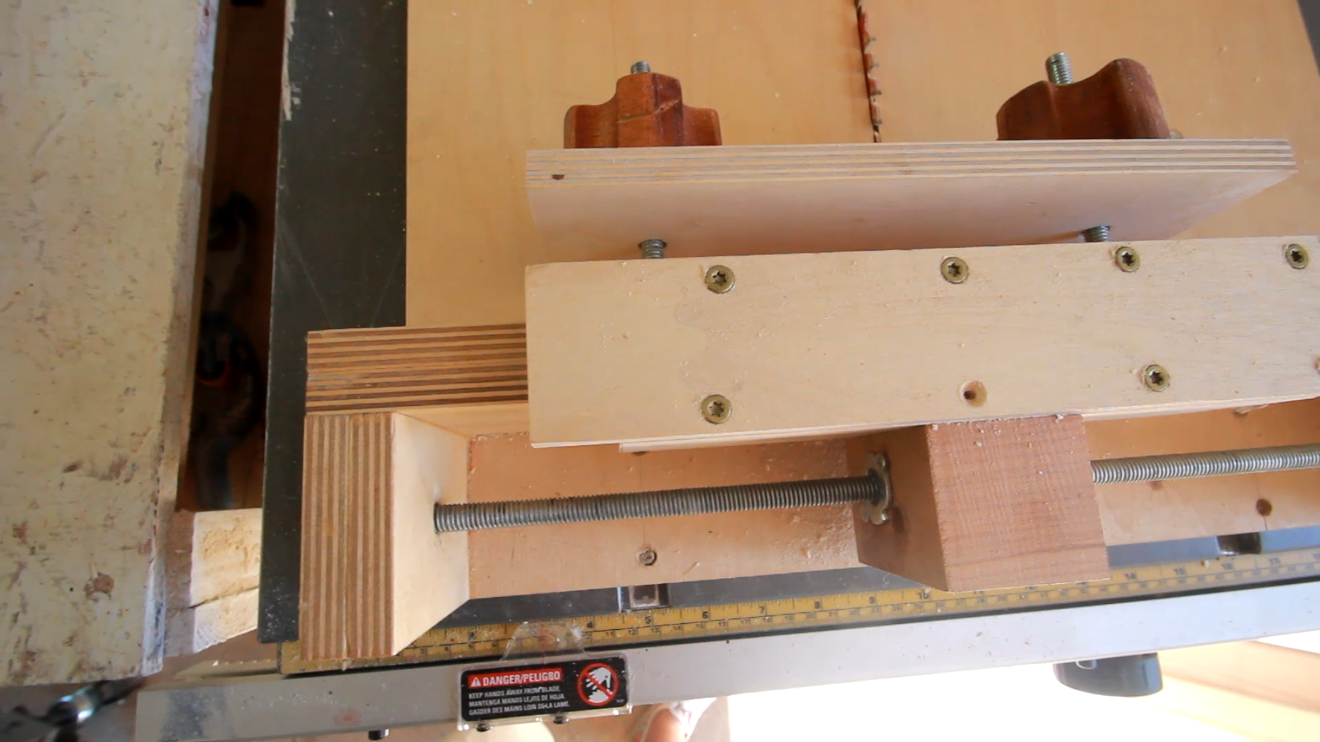 How to Build a Variable Box Joint Jig 11 Steps (with Pictures