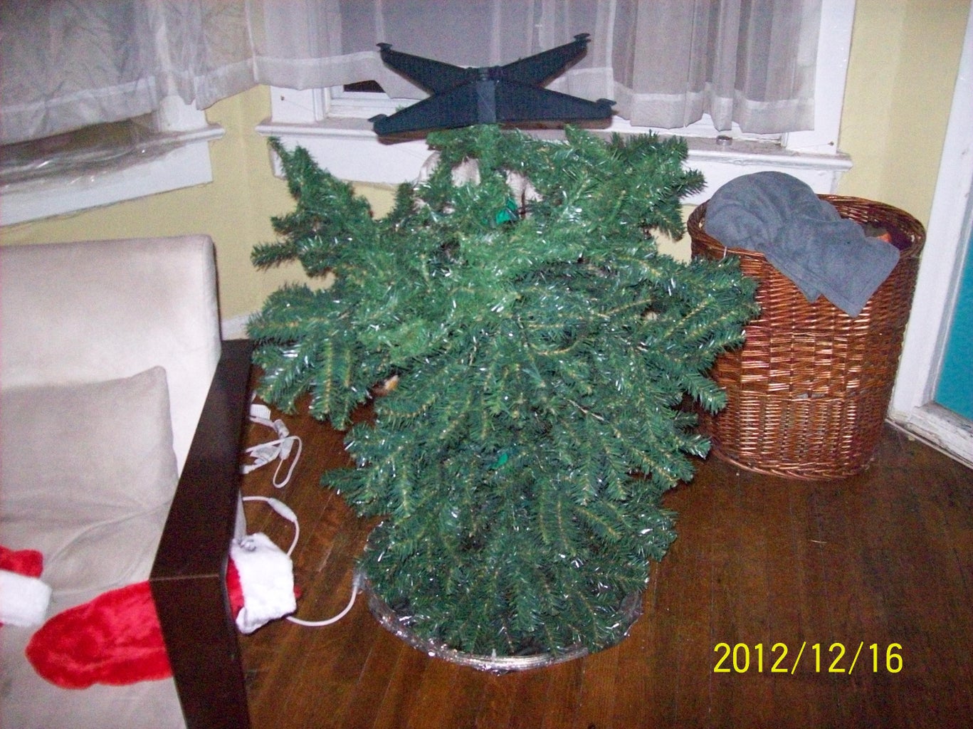Portal Christmas Tree 7 Steps Instructables Portal Christmas Tree