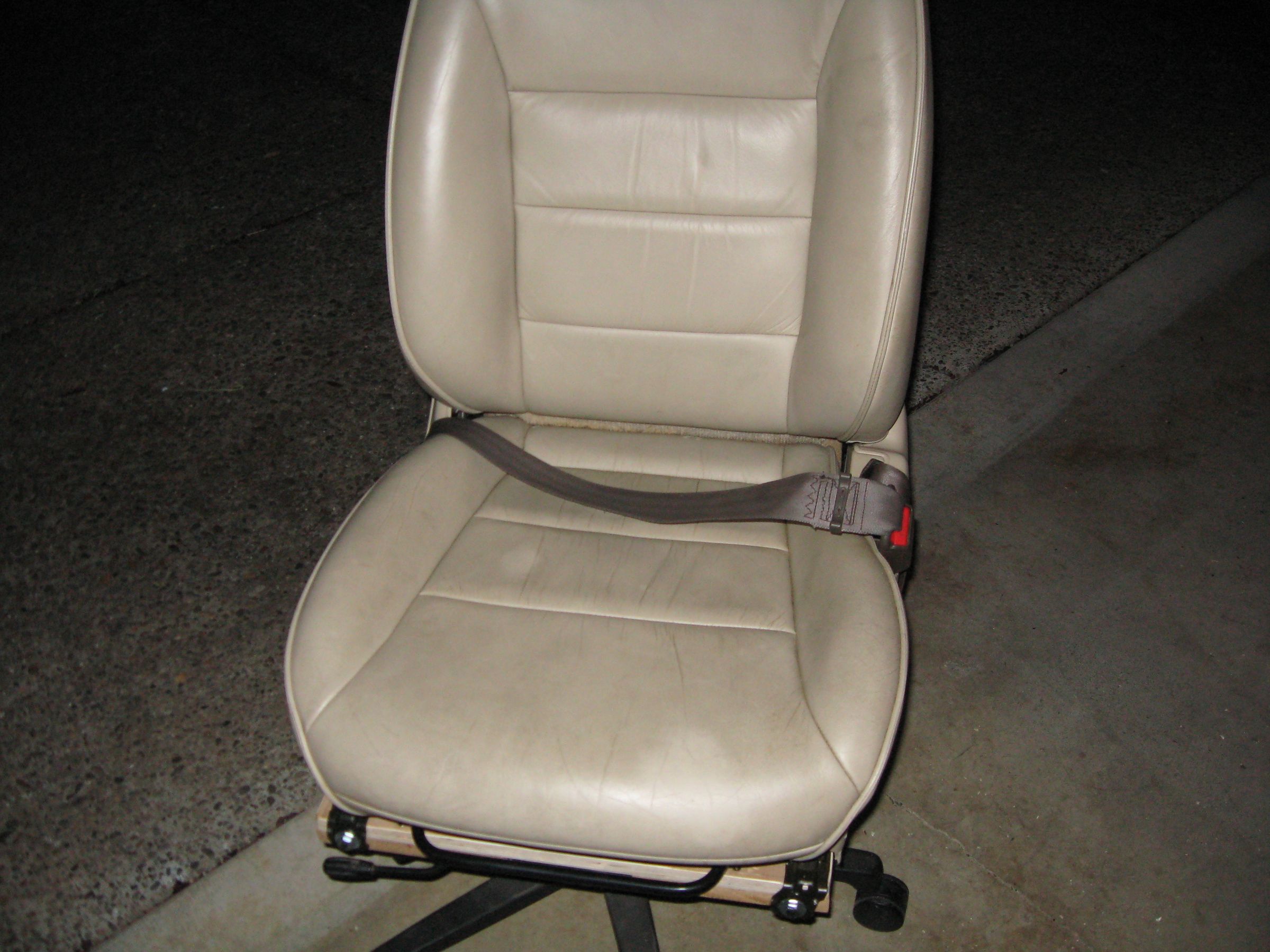 Cheap Car Seat Office Chair!!! 4 Steps (with Pictures) Instructables