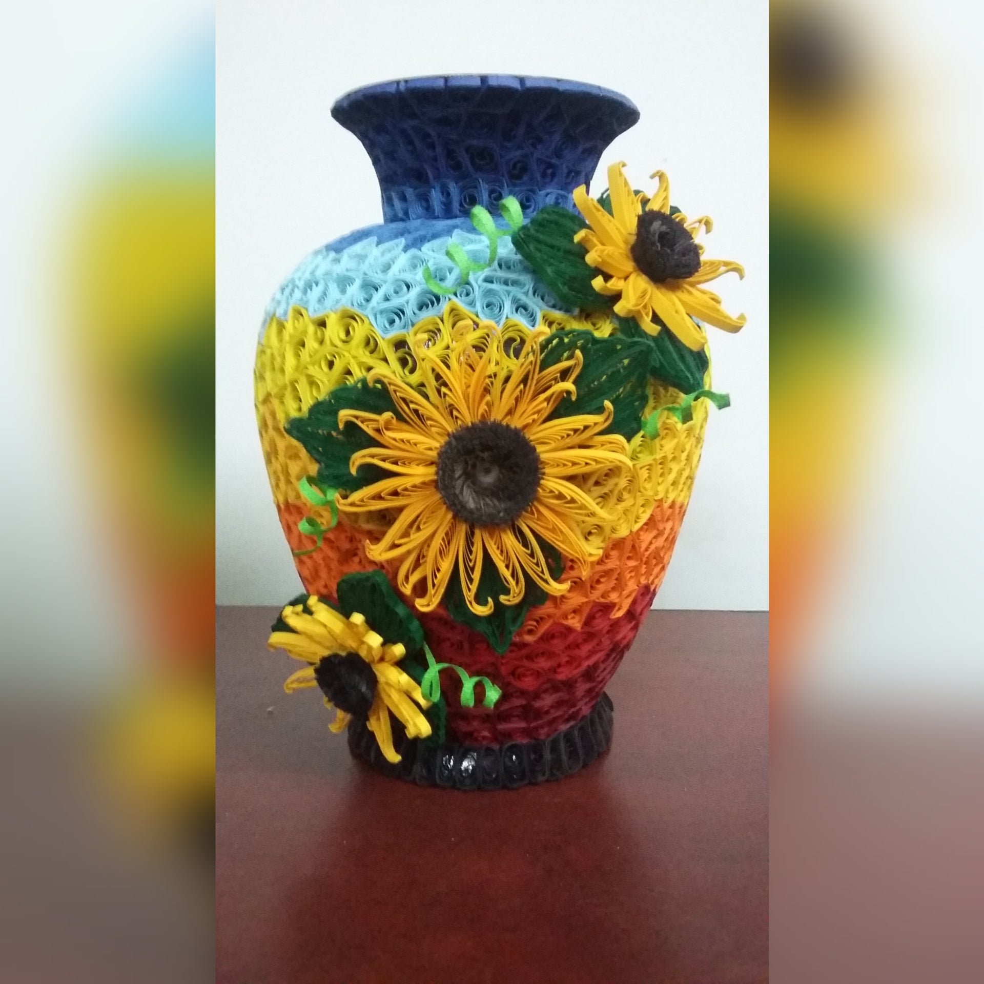 Flower vase paragraph picture