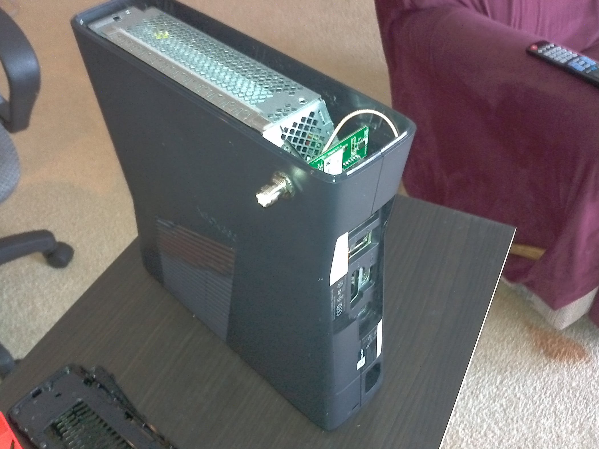 Xbox 360 Slim WiFi Antenna Modification 5 Steps Instructables