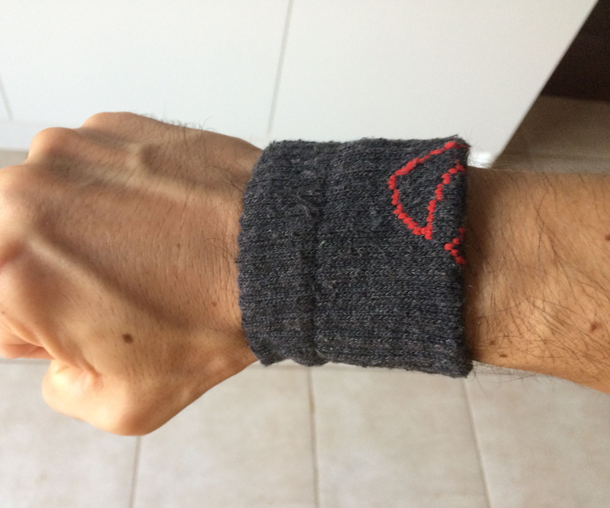 Make Your Own Sports Wristband Instructables