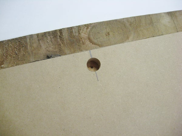 Furo para o prego pendurado