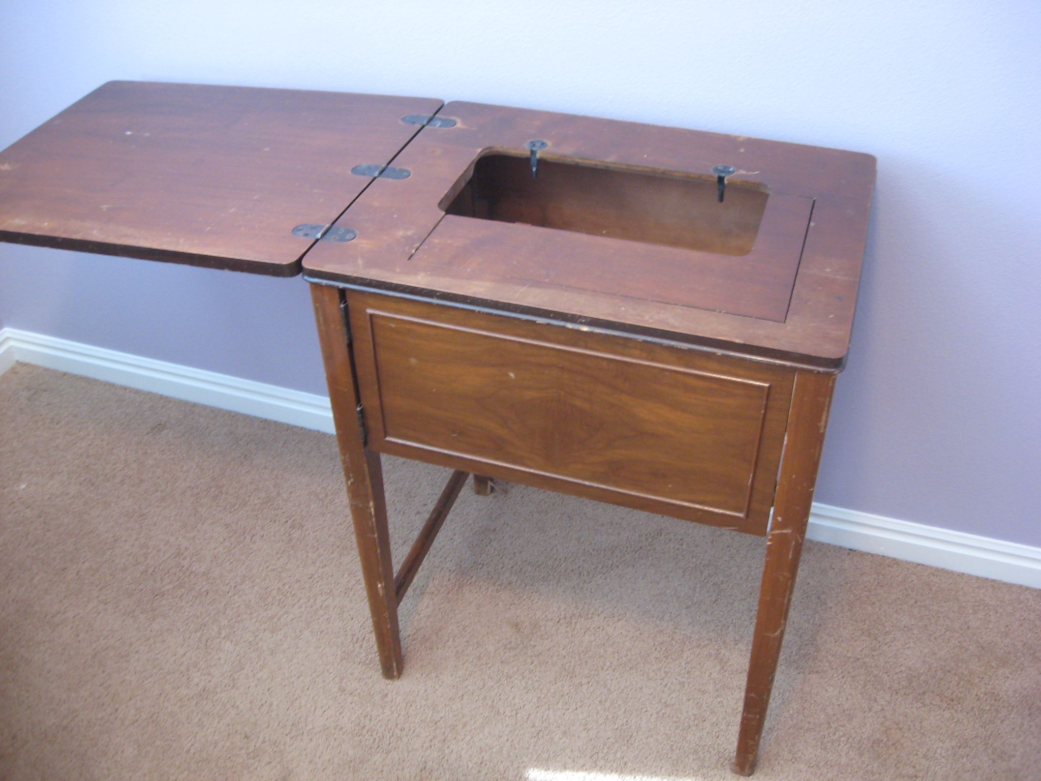 Wood Carving Station From Old Sewing Table 14 Steps (with Pictures