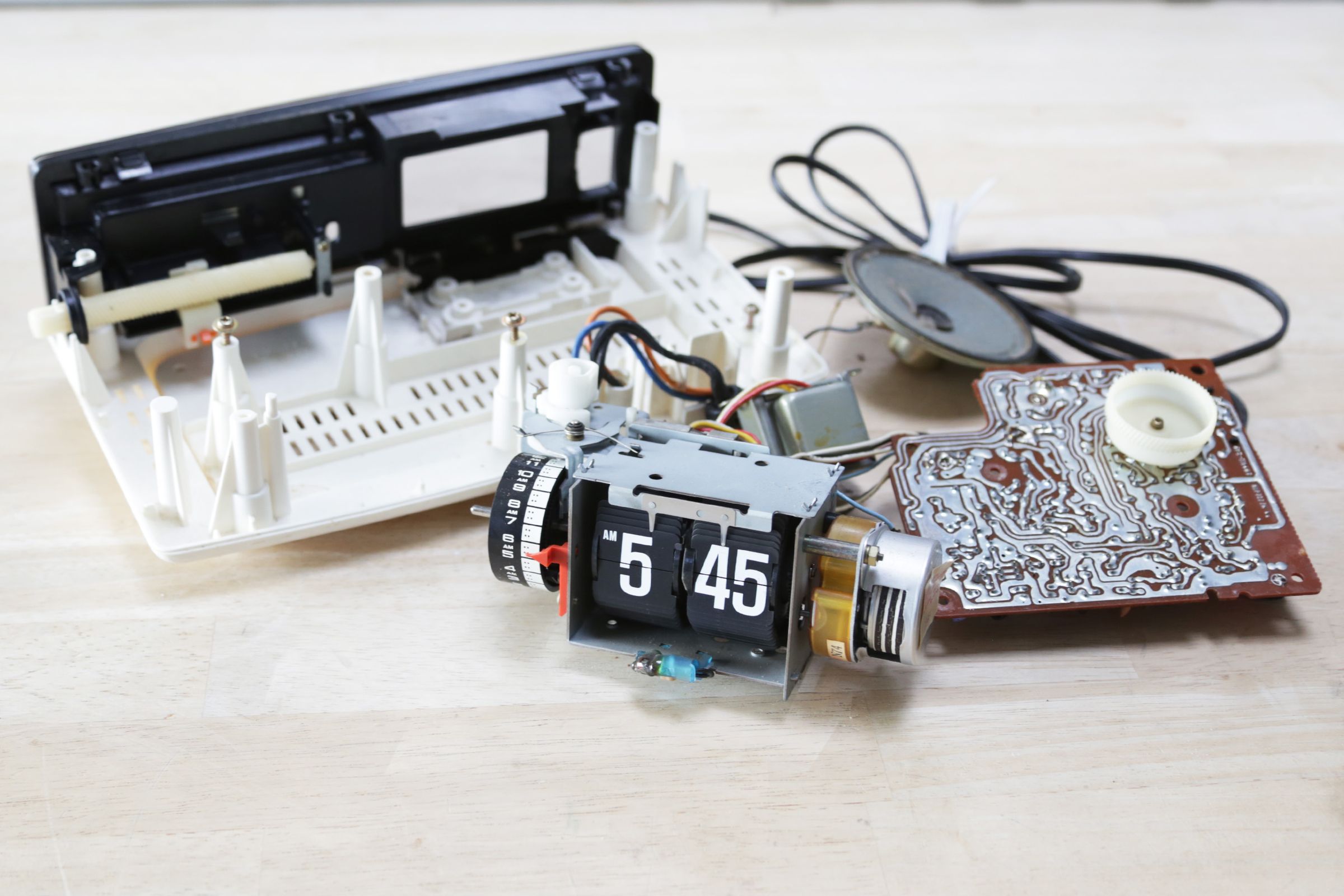 Groundhog Day Alarm Clock 12 Steps (with Pictures) Instructables